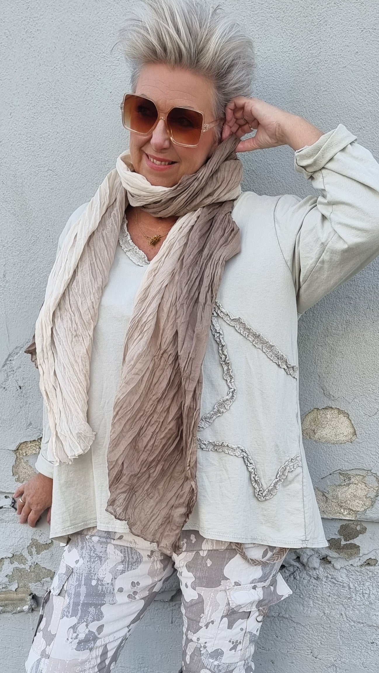 Beige topp med stjerne