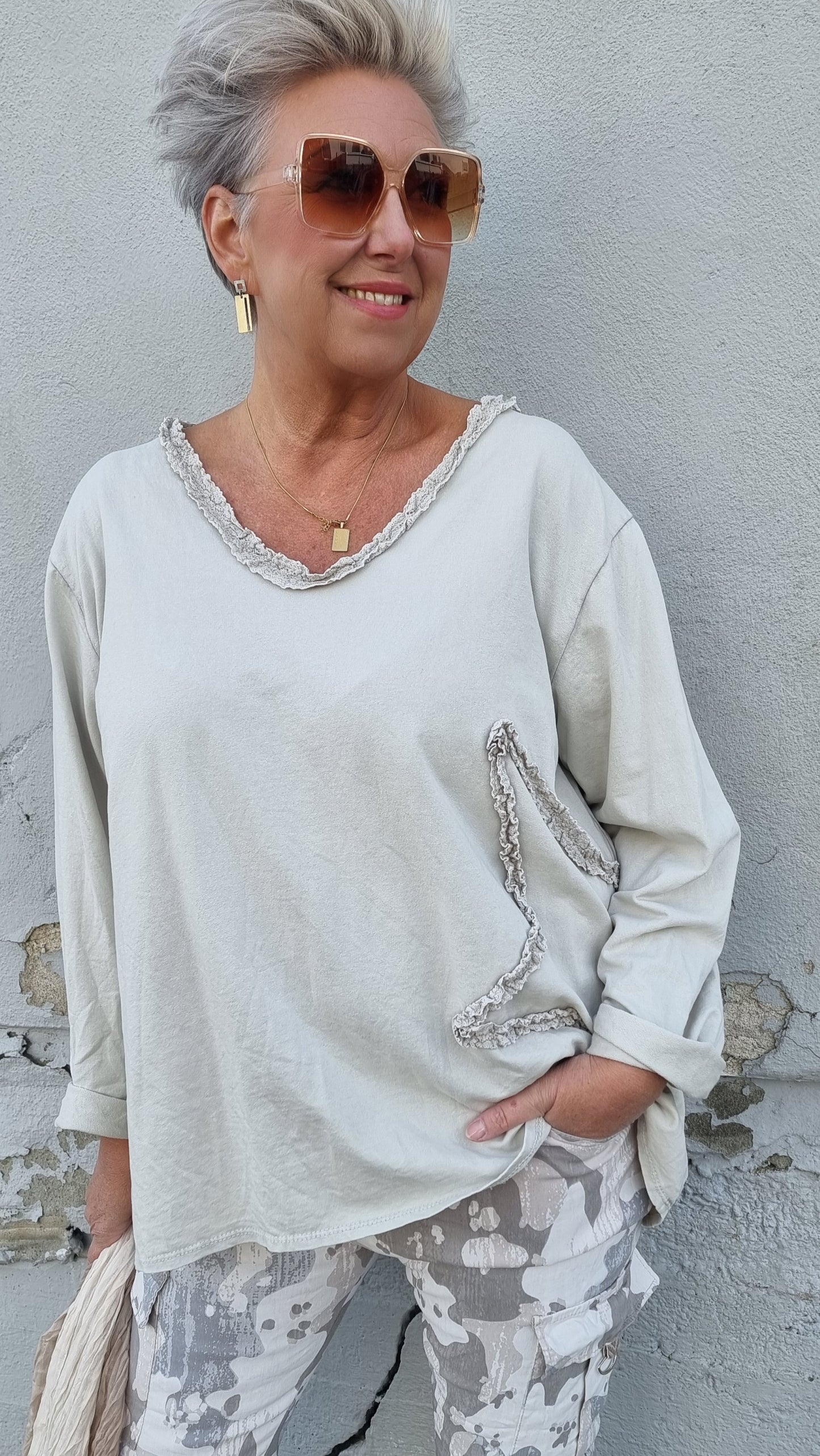 Beige topp med stjerne