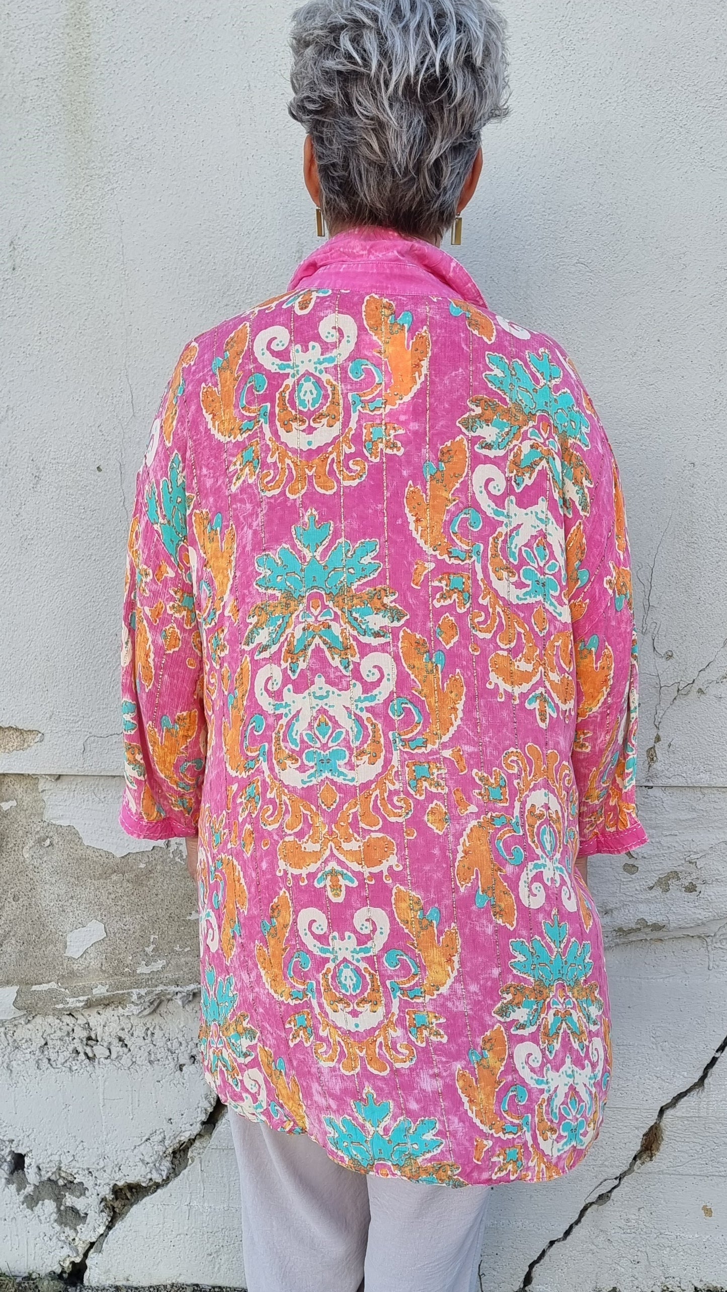 Rosa skjorte med mønster