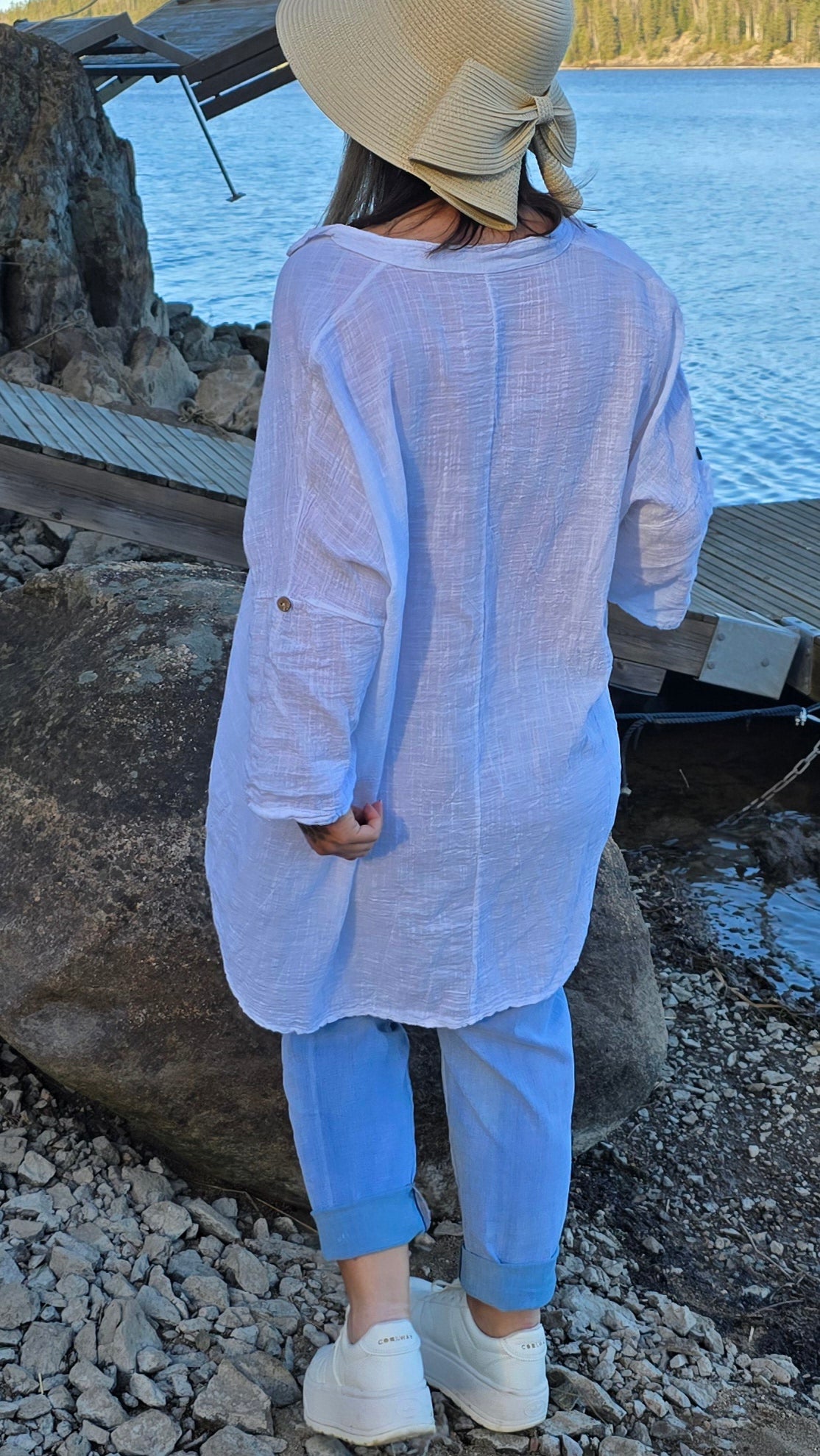 Sussie hvit skjorte med knapper