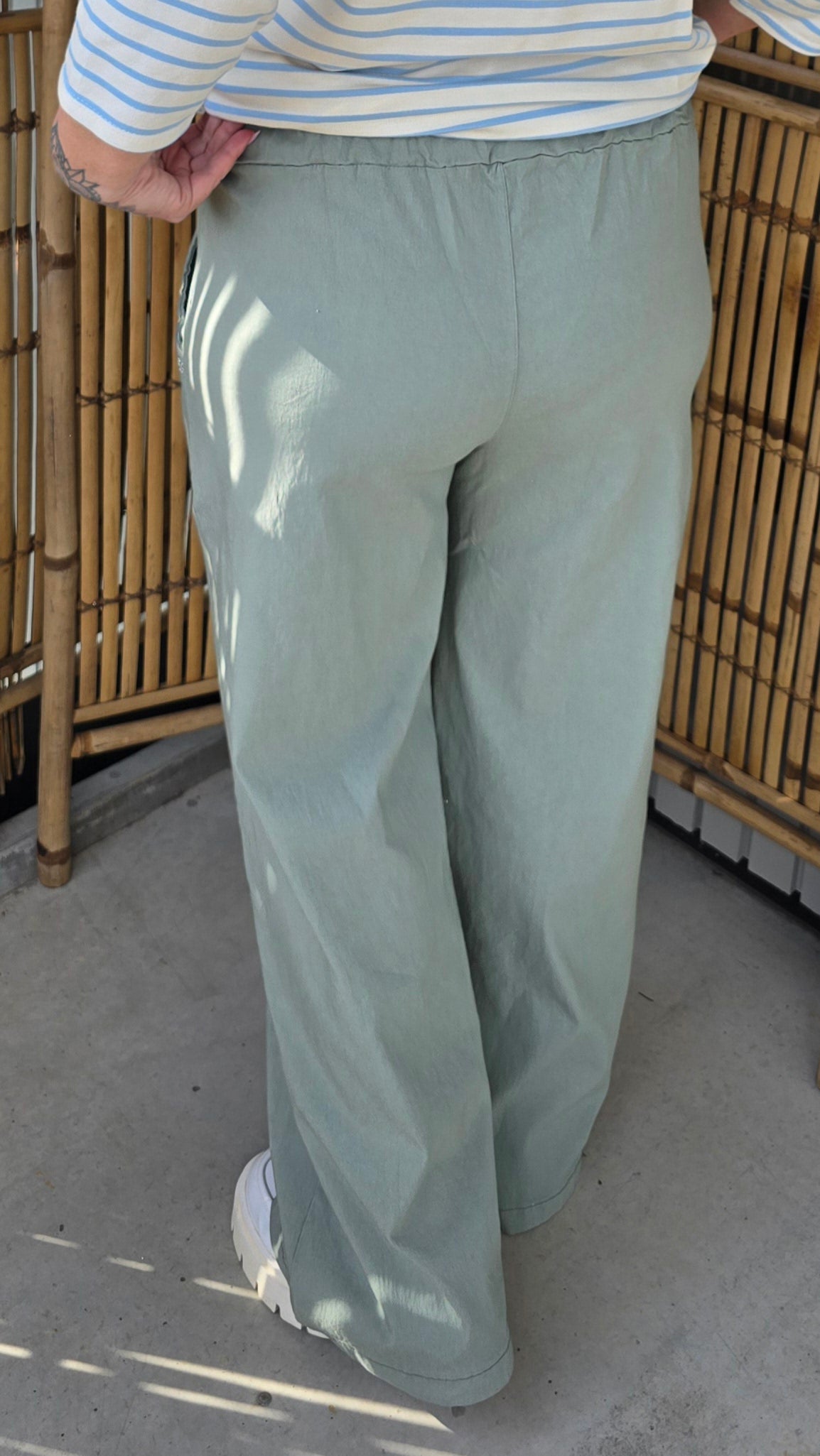 Ninnie stretchig bukse kaki