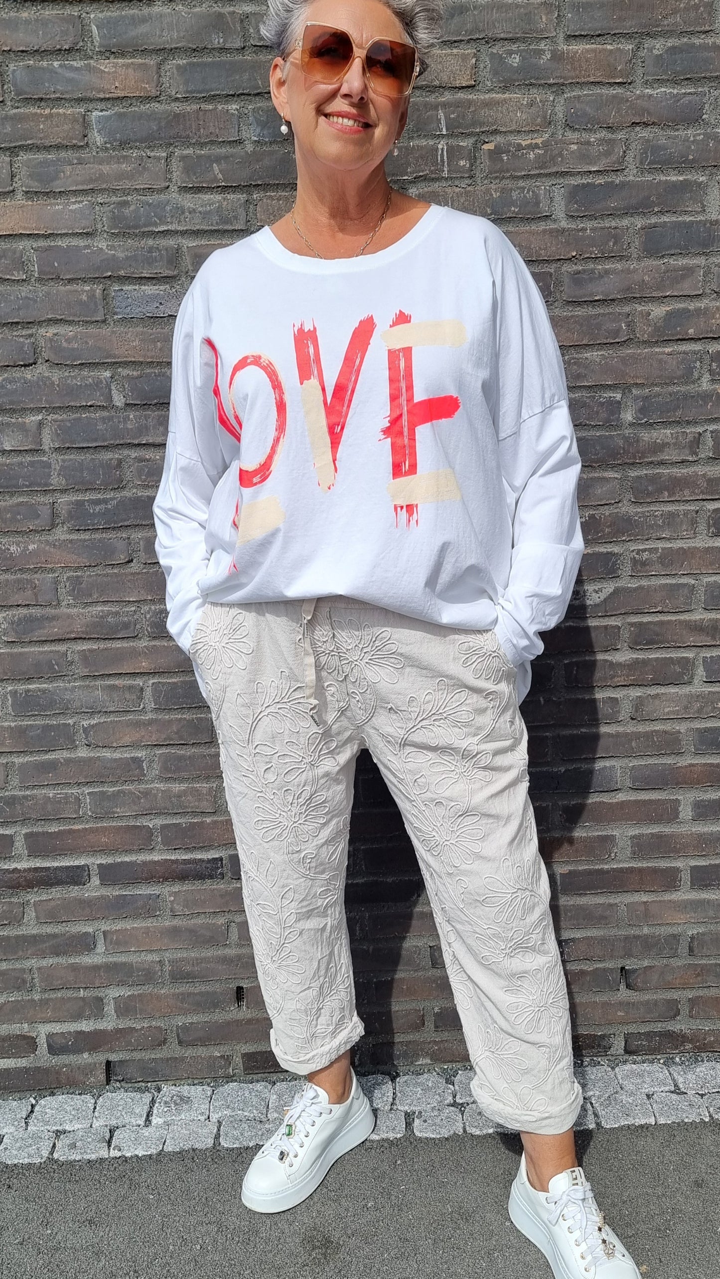 Maya bukse beige med brodeier
