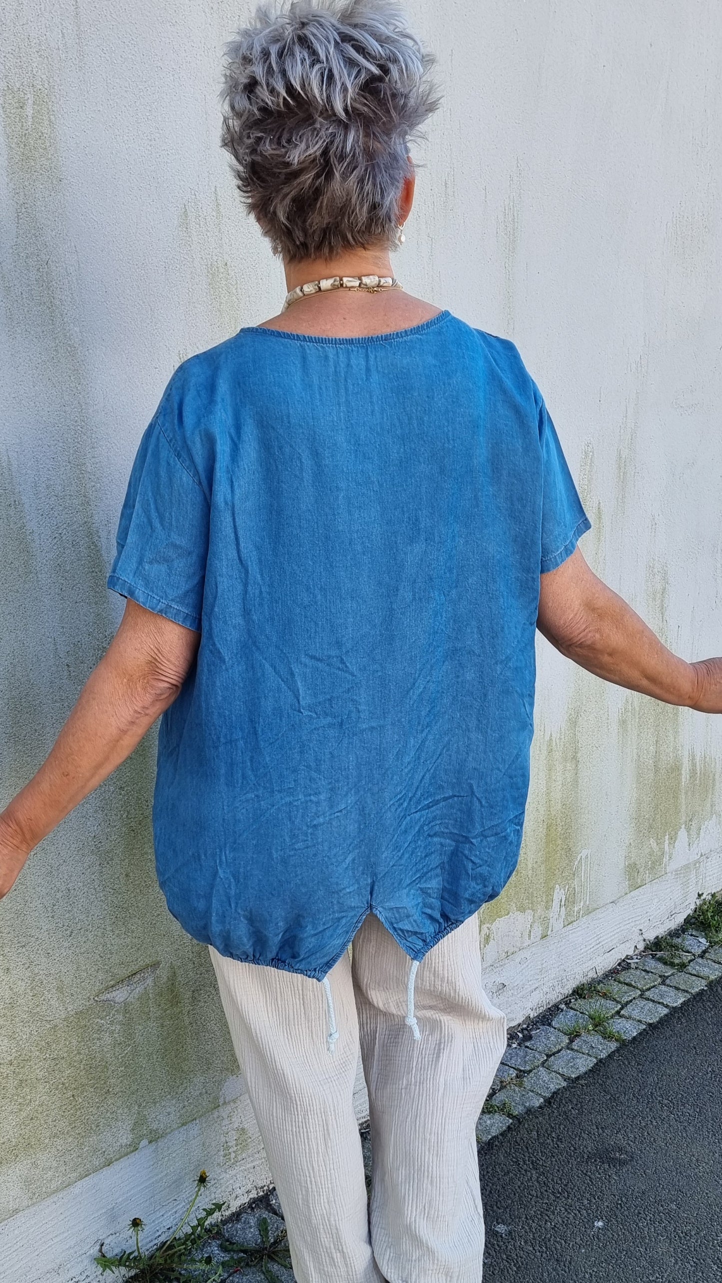Sarah denim bluse med tekst
