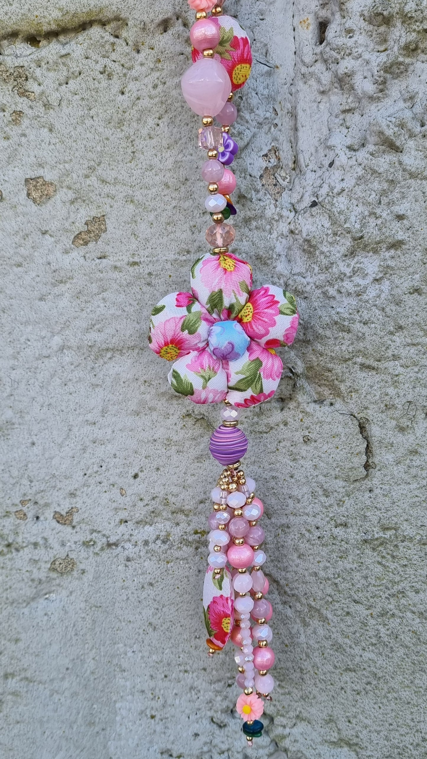 Flower Necklace Pink