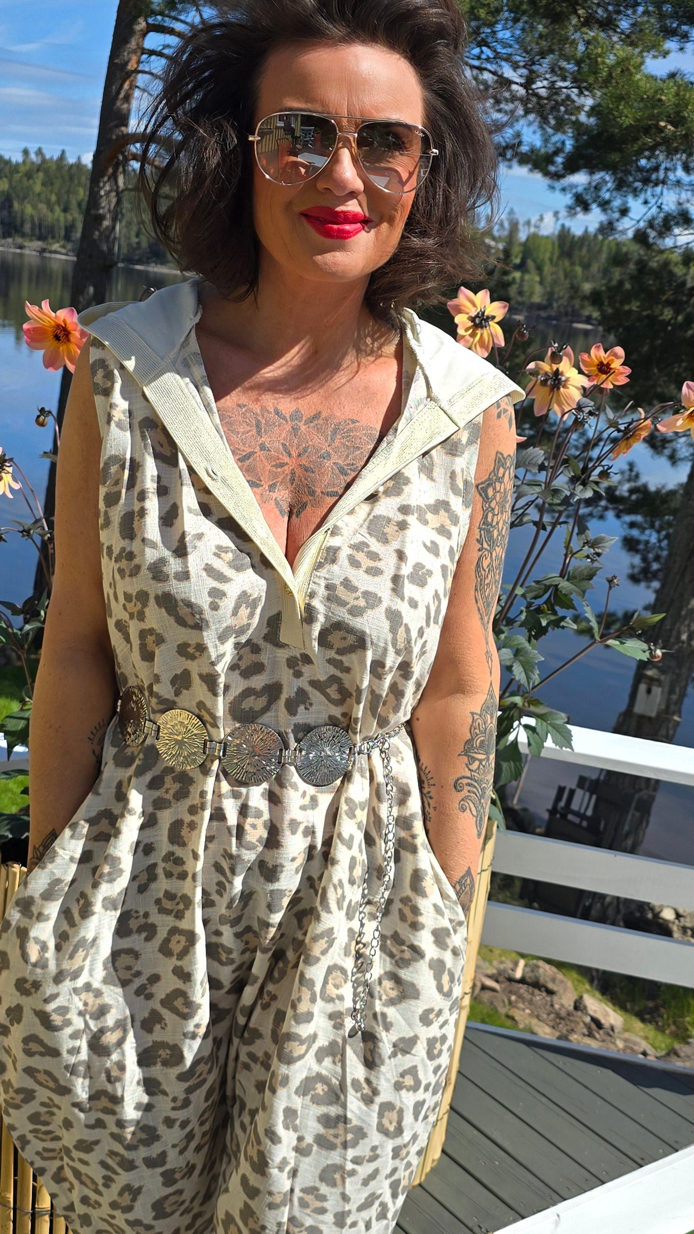 Ylva leo jumpsuite med hette