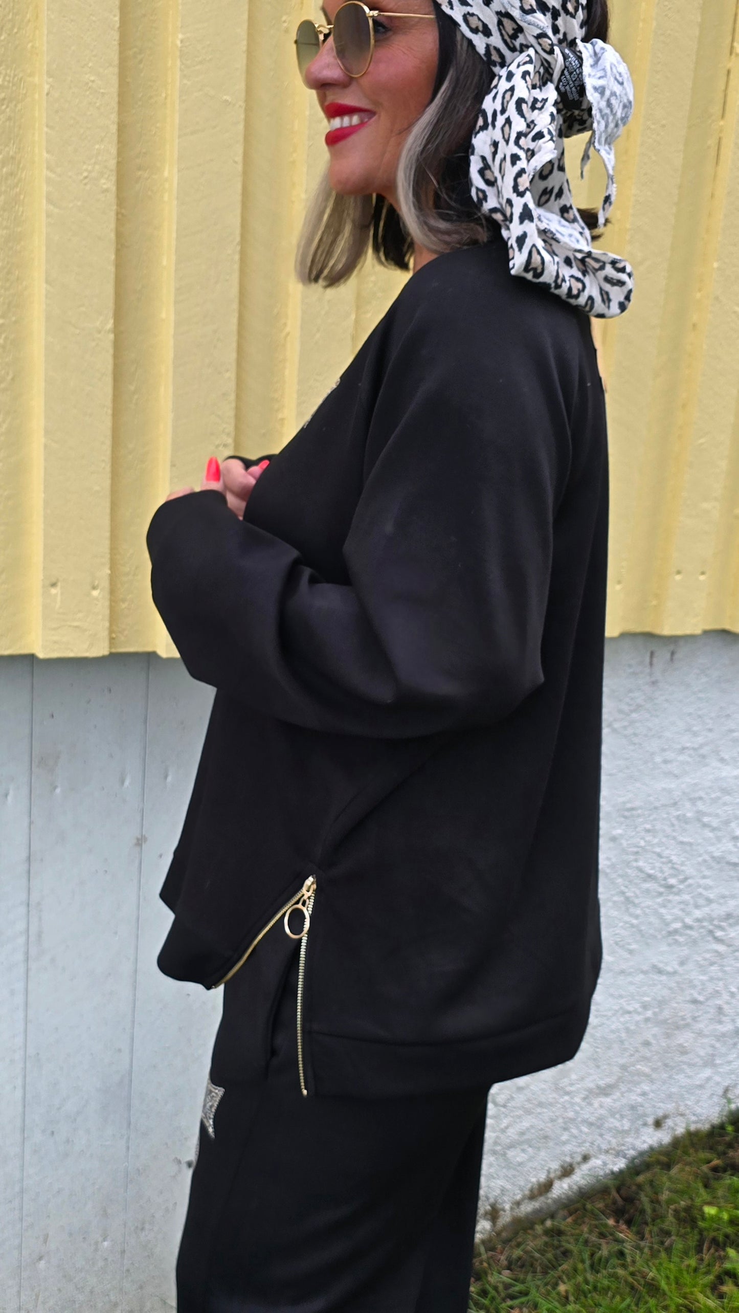 Lizzy genser svart