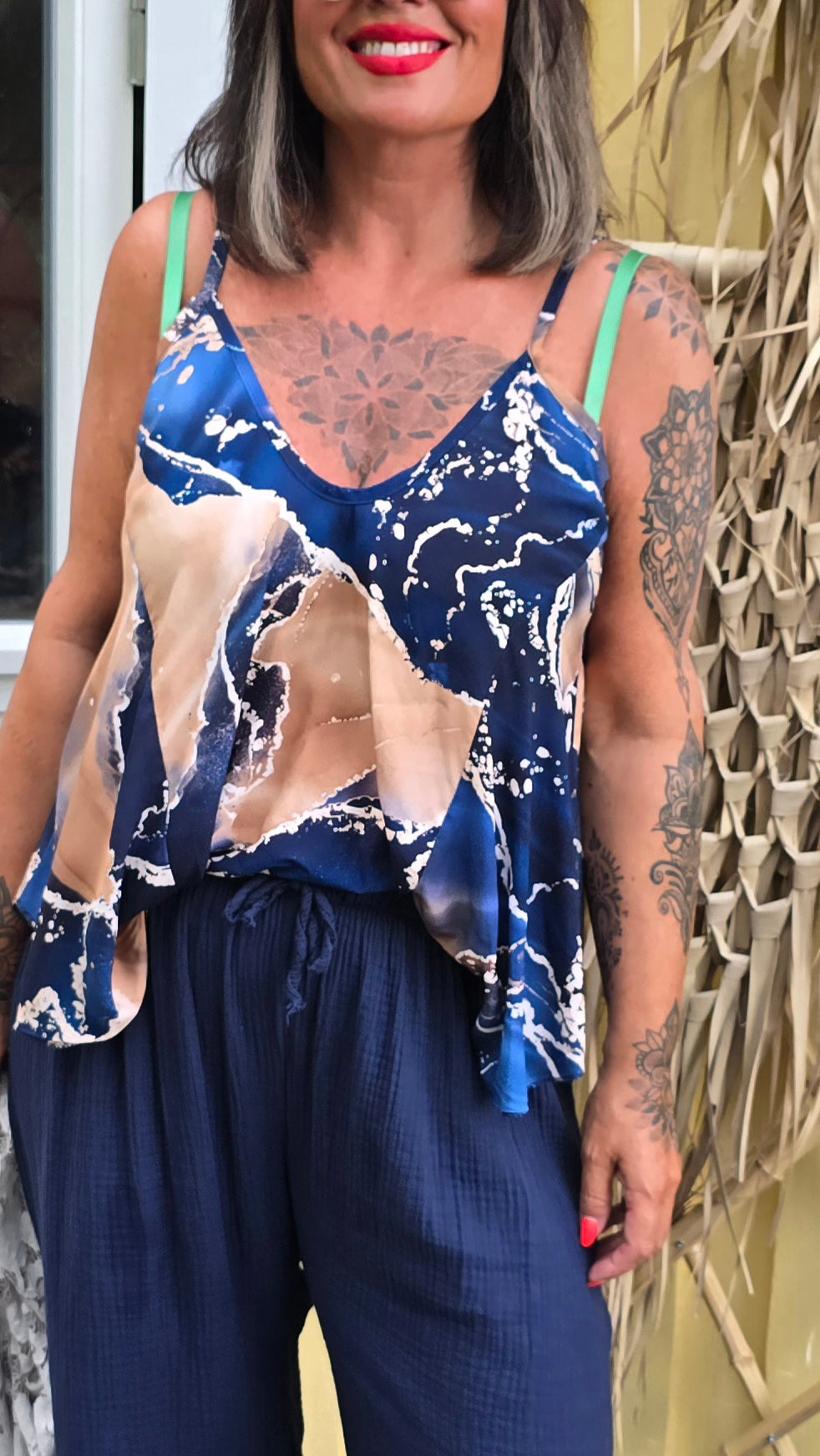 Kaja topp med print navy