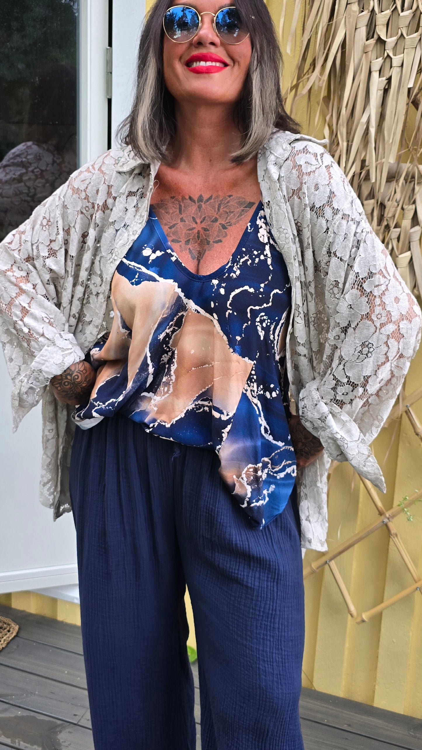 Kaja topp med print navy
