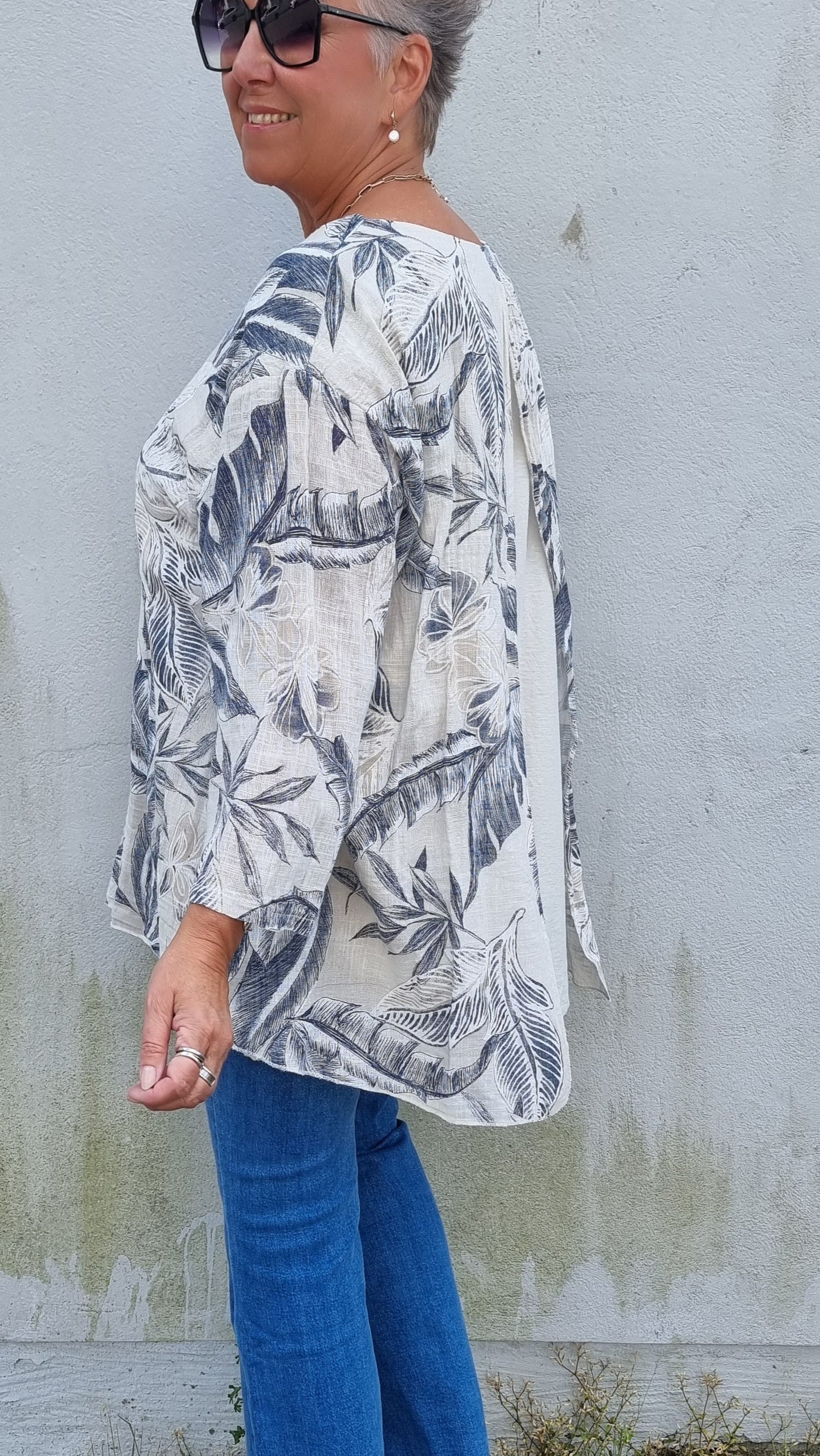 Ylva bluse med print beige