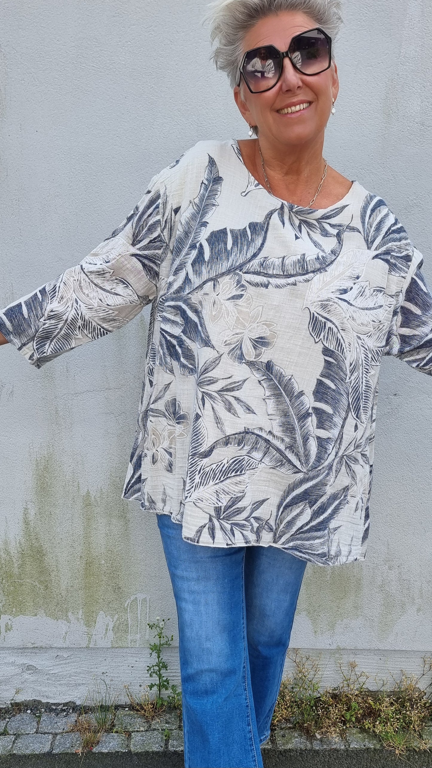 Ylva bluse med print beige