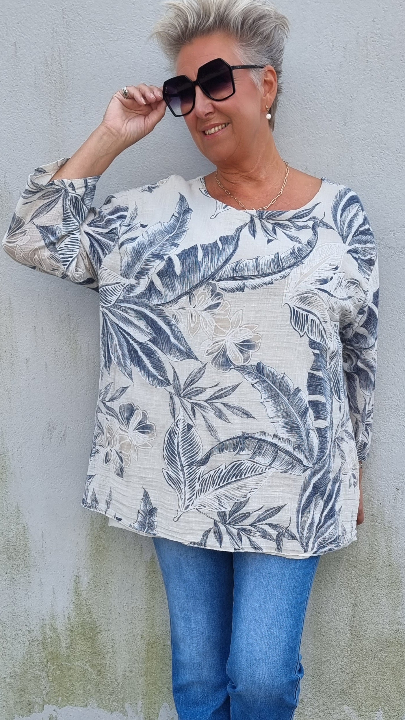 Ylva bluse med print beige