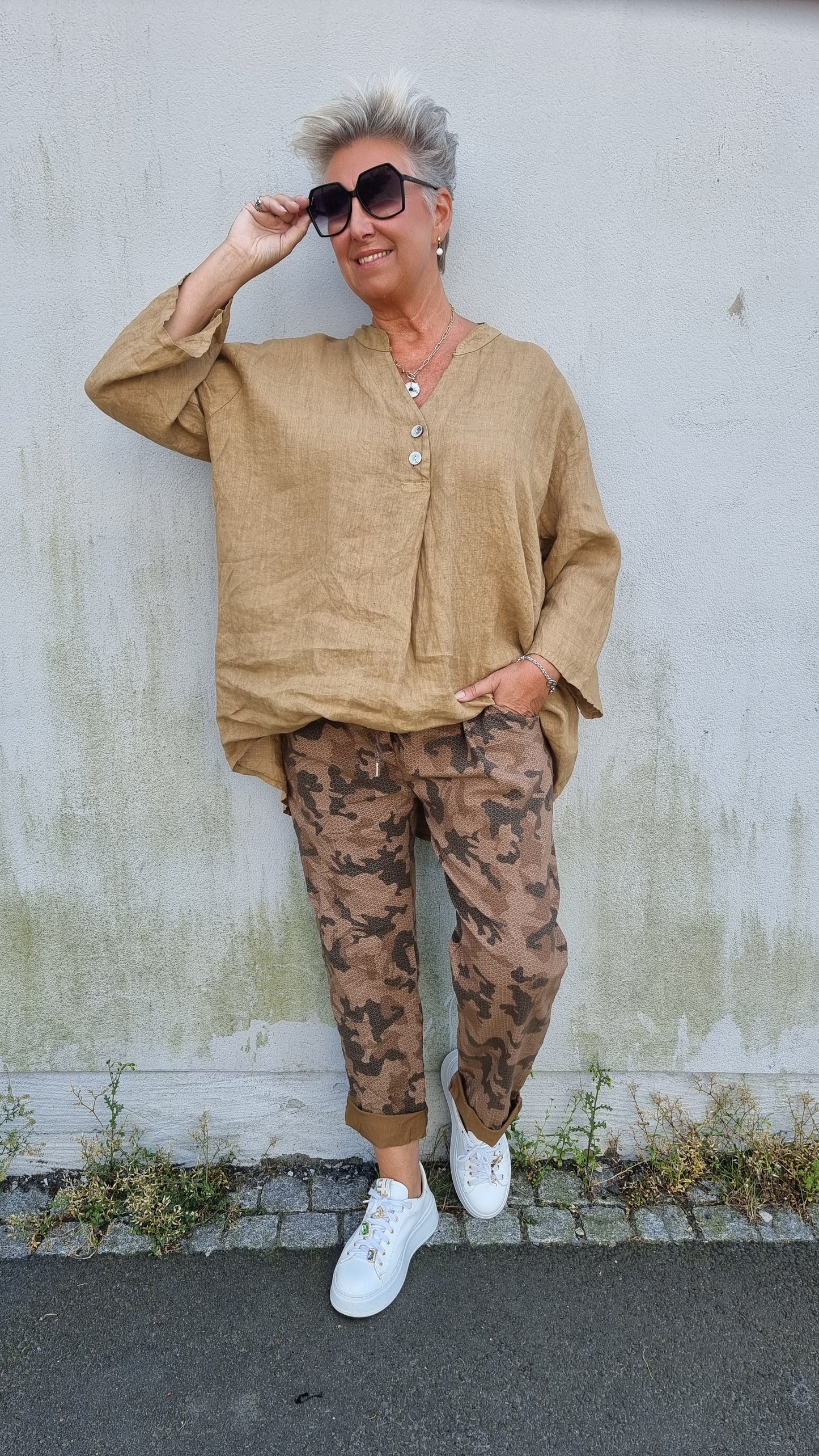 Sofia camo bukse camel