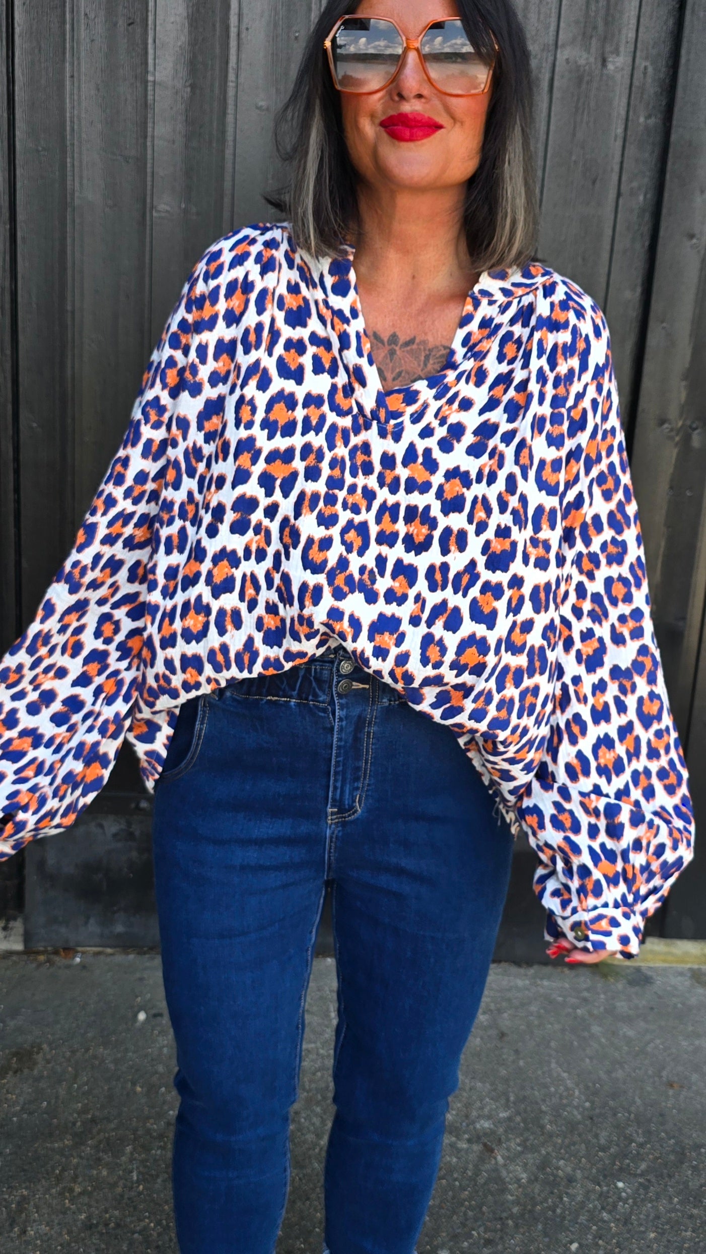 Bluse med leo print