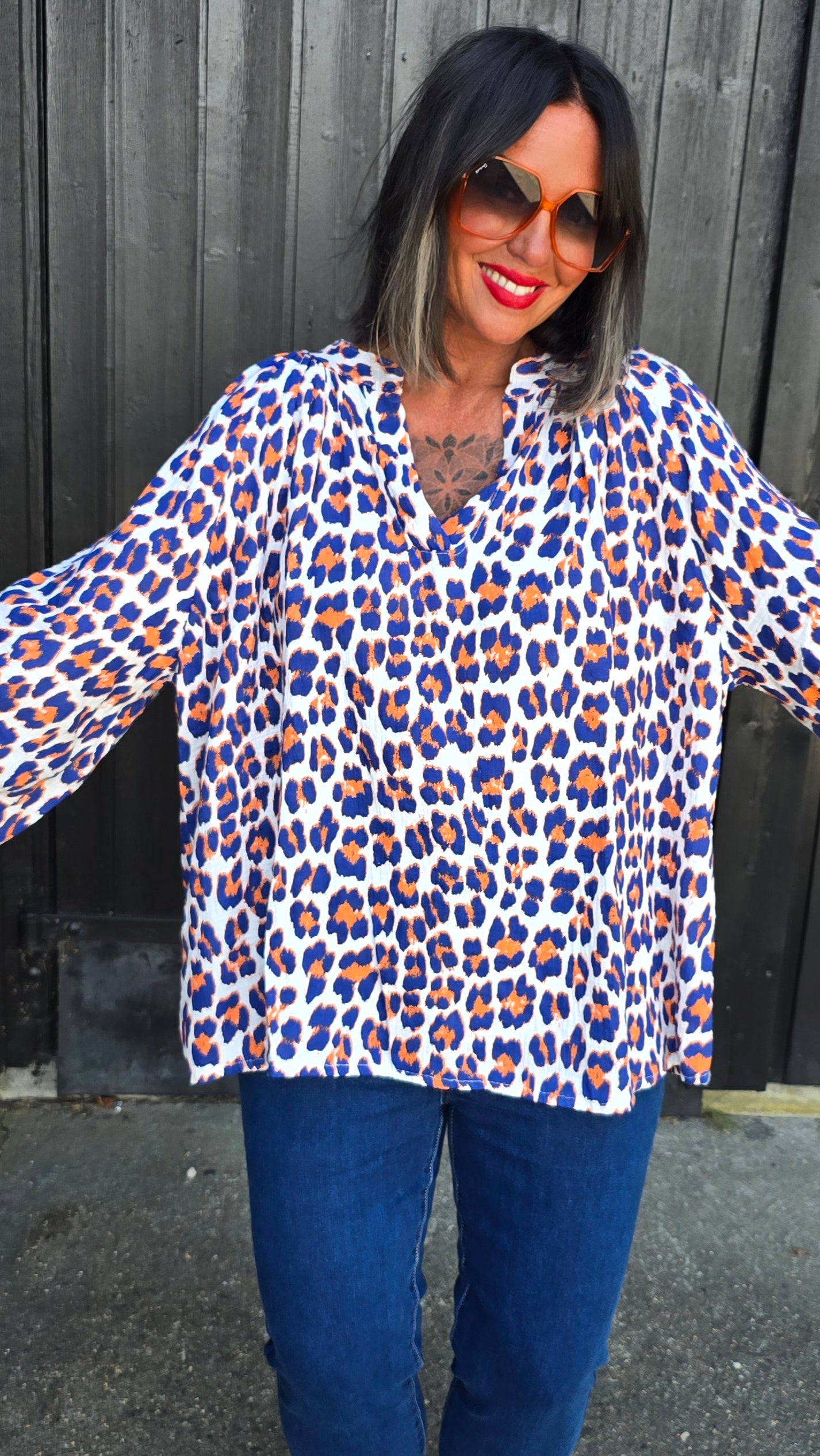 Bluse med leo print