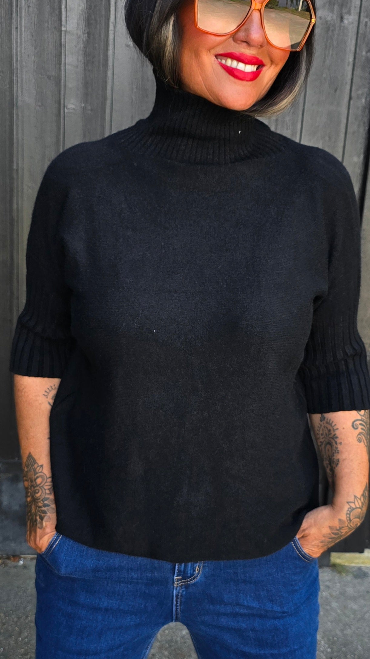 Amalie høy hals genser svart