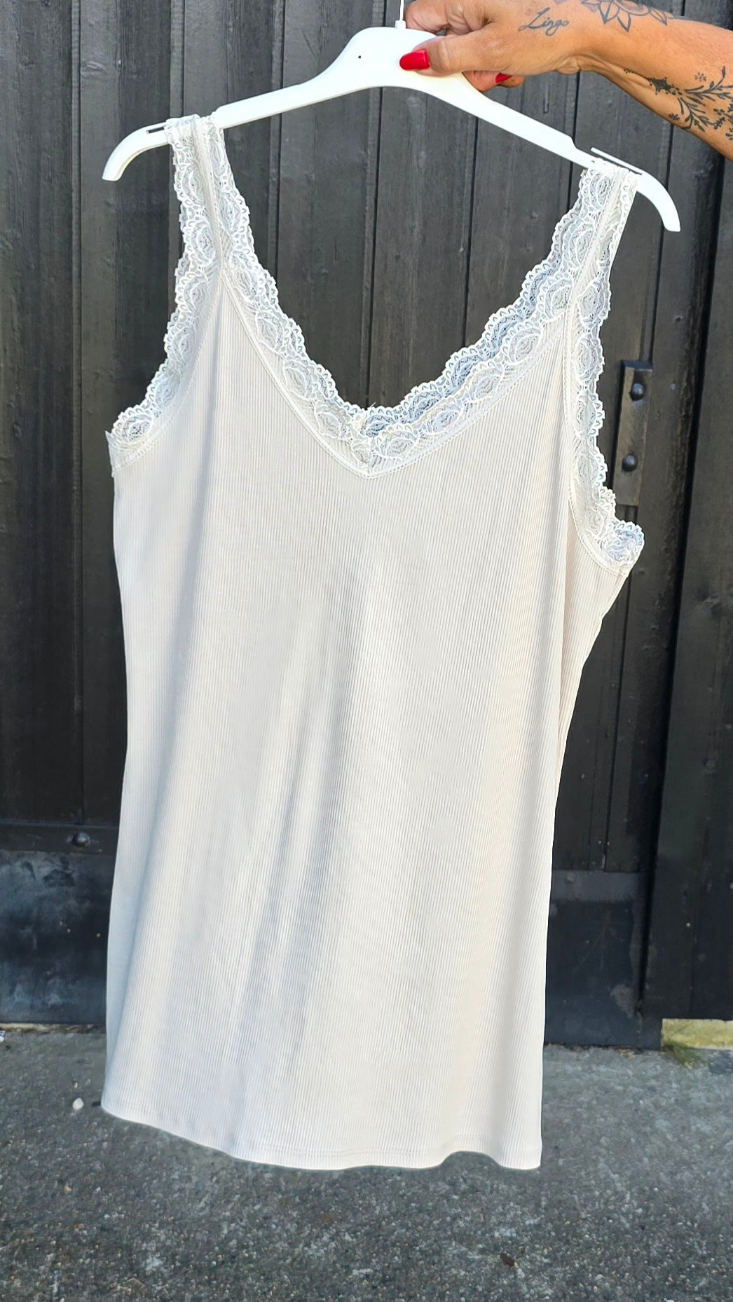Brenda top beige