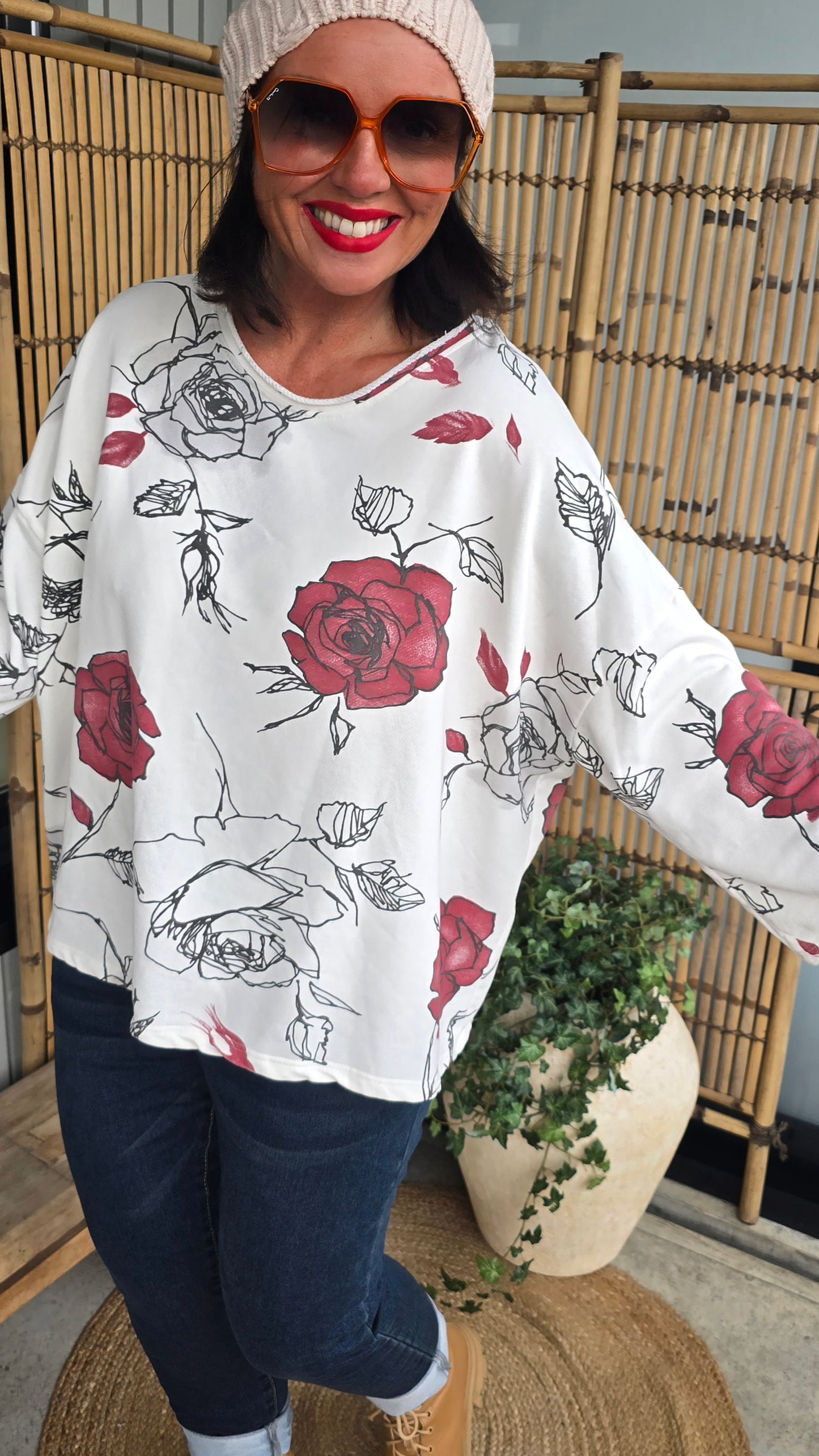 Hanna topp med blomster offwhite