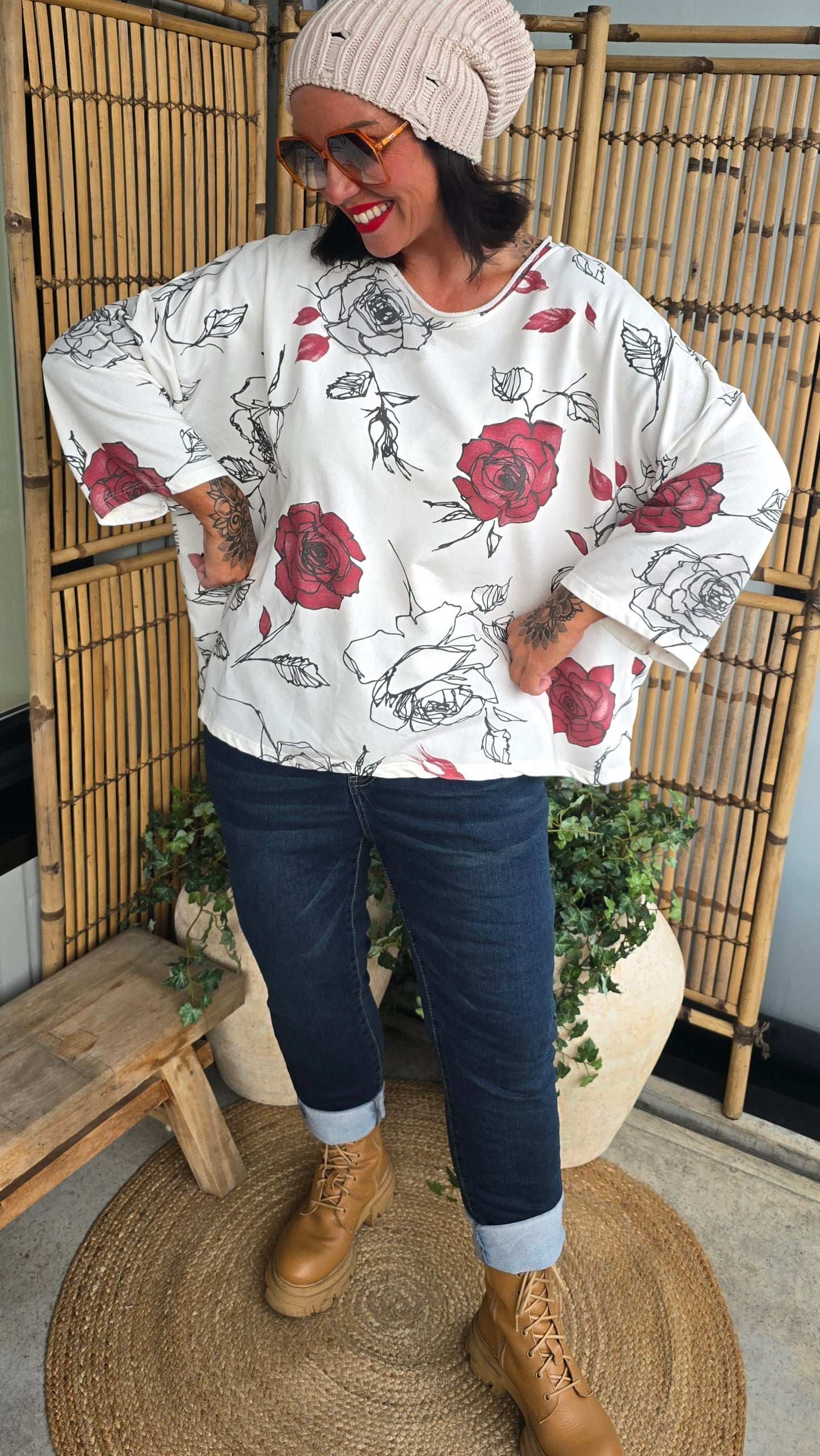 Hanna topp med blomster offwhite