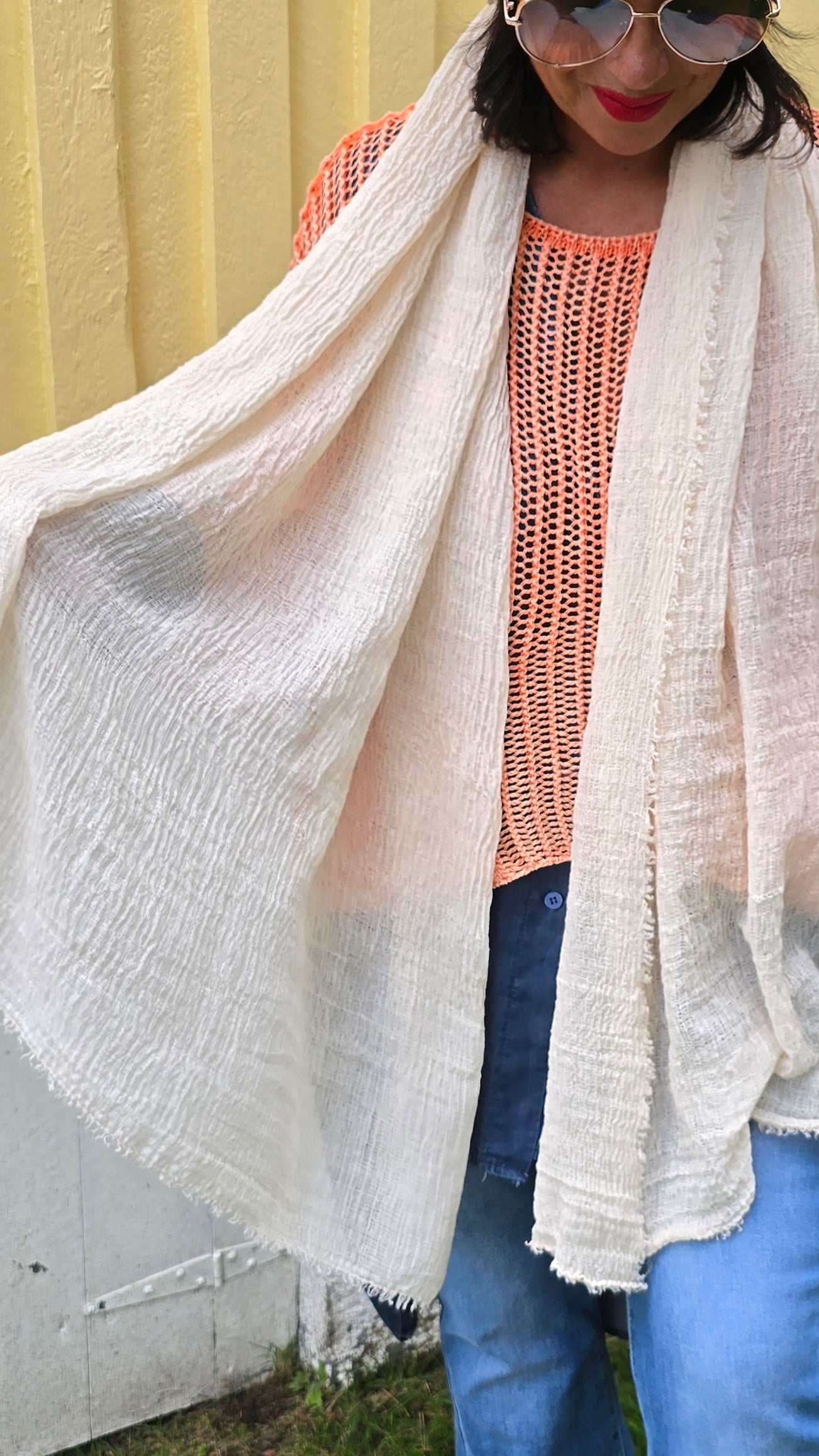 Nelly skjerf lys beige