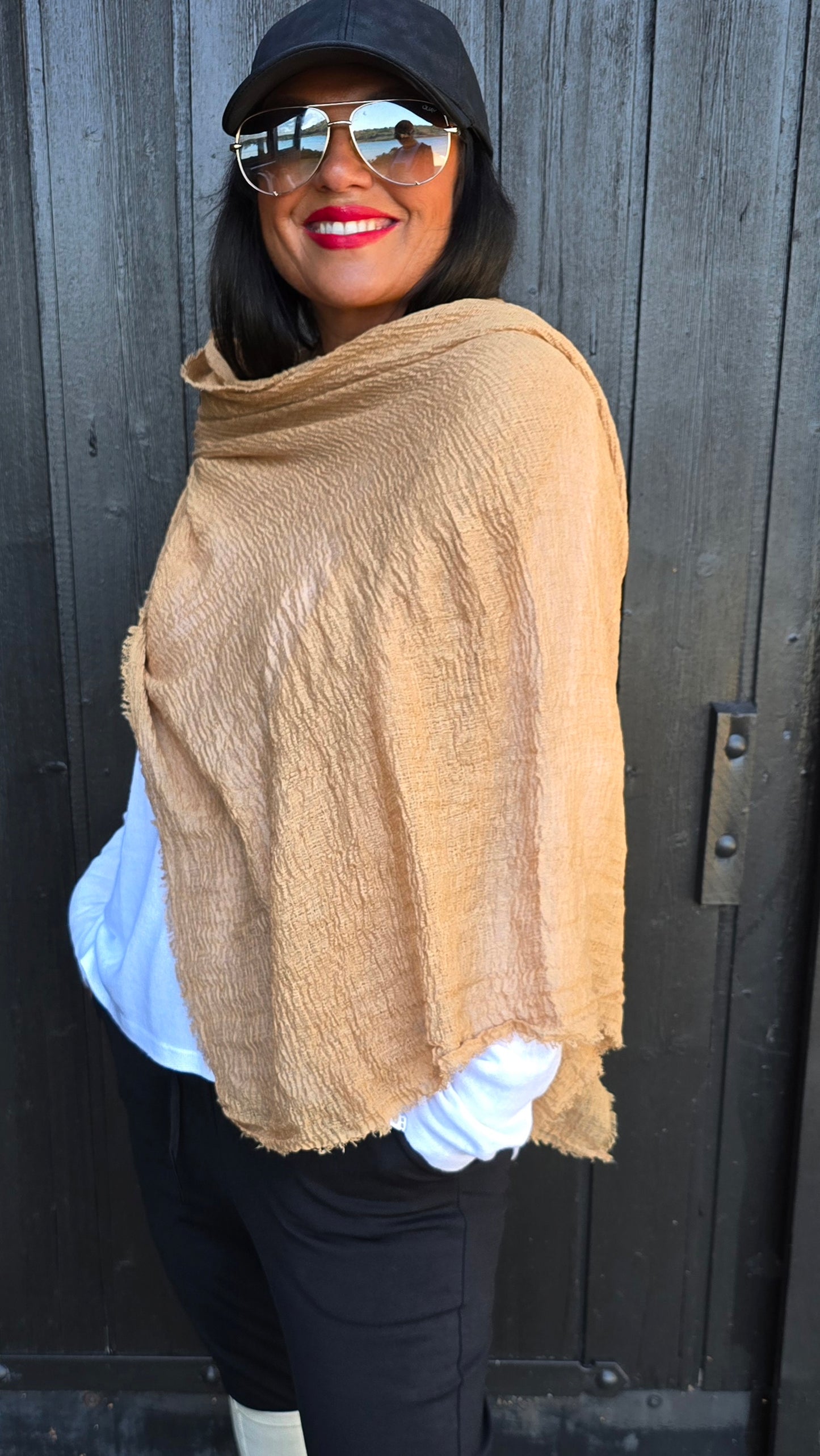 Nelly skjerf camel