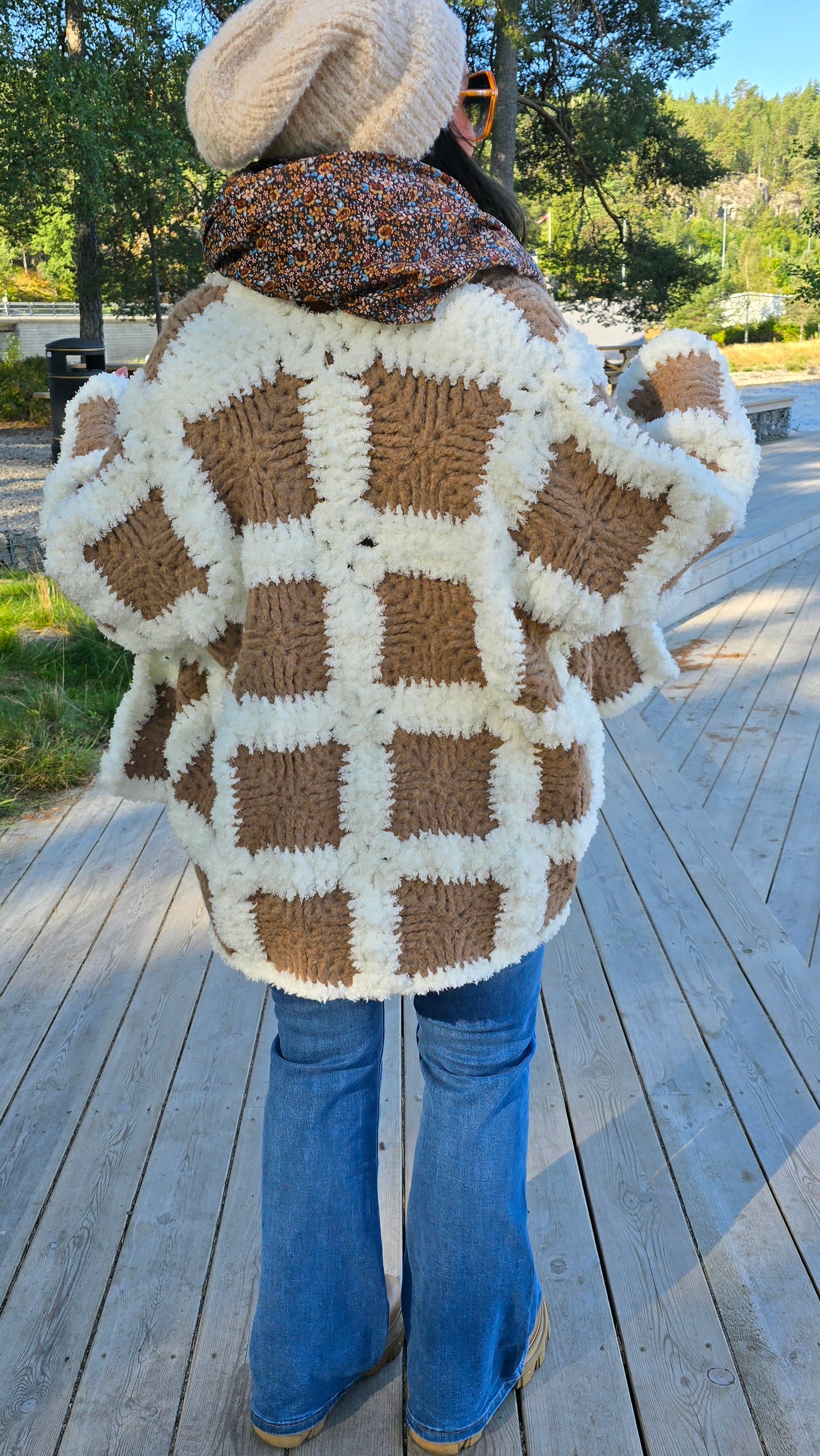 Abigail jakke camel/hvit
