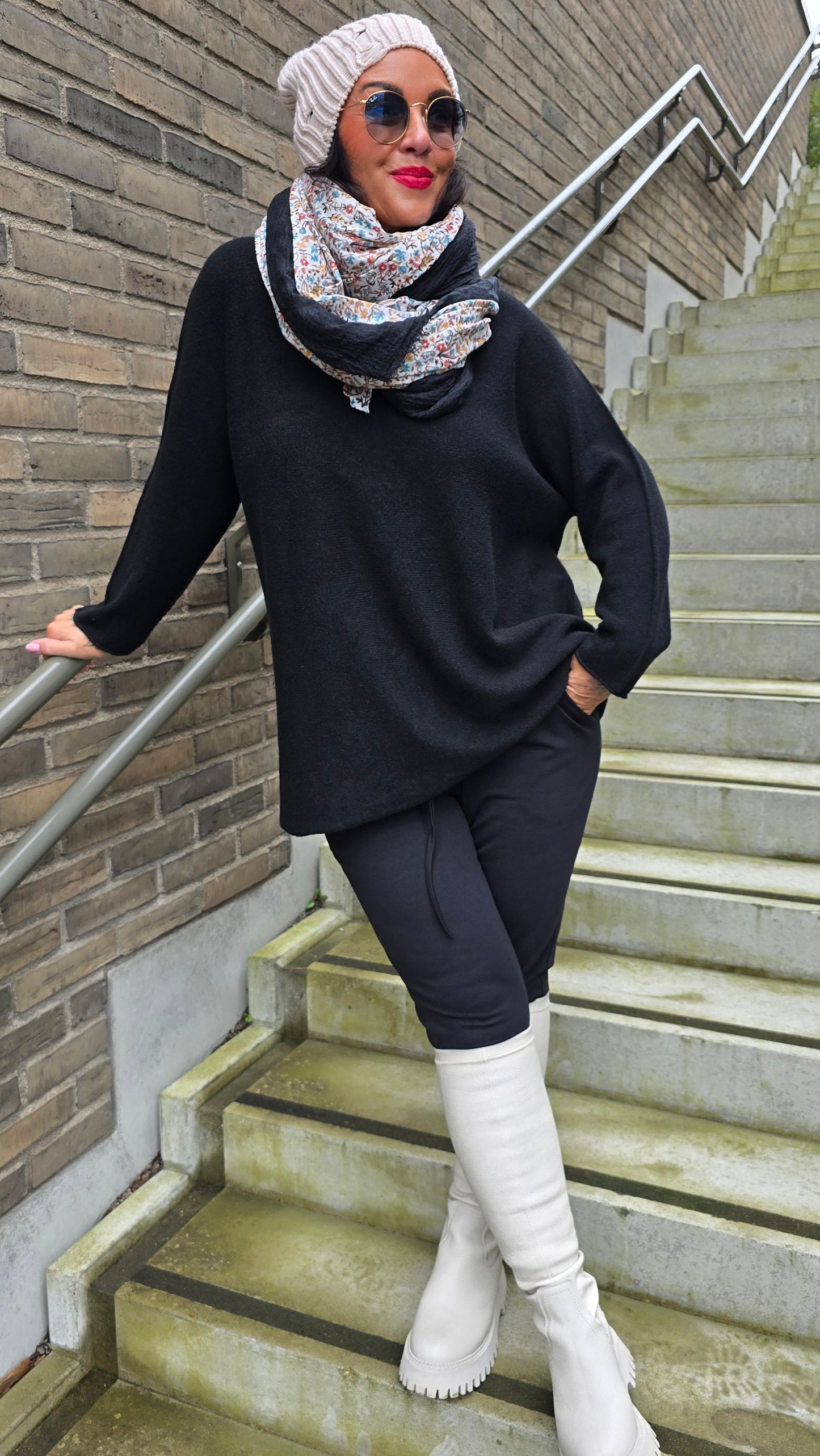 Sunniva genser svart