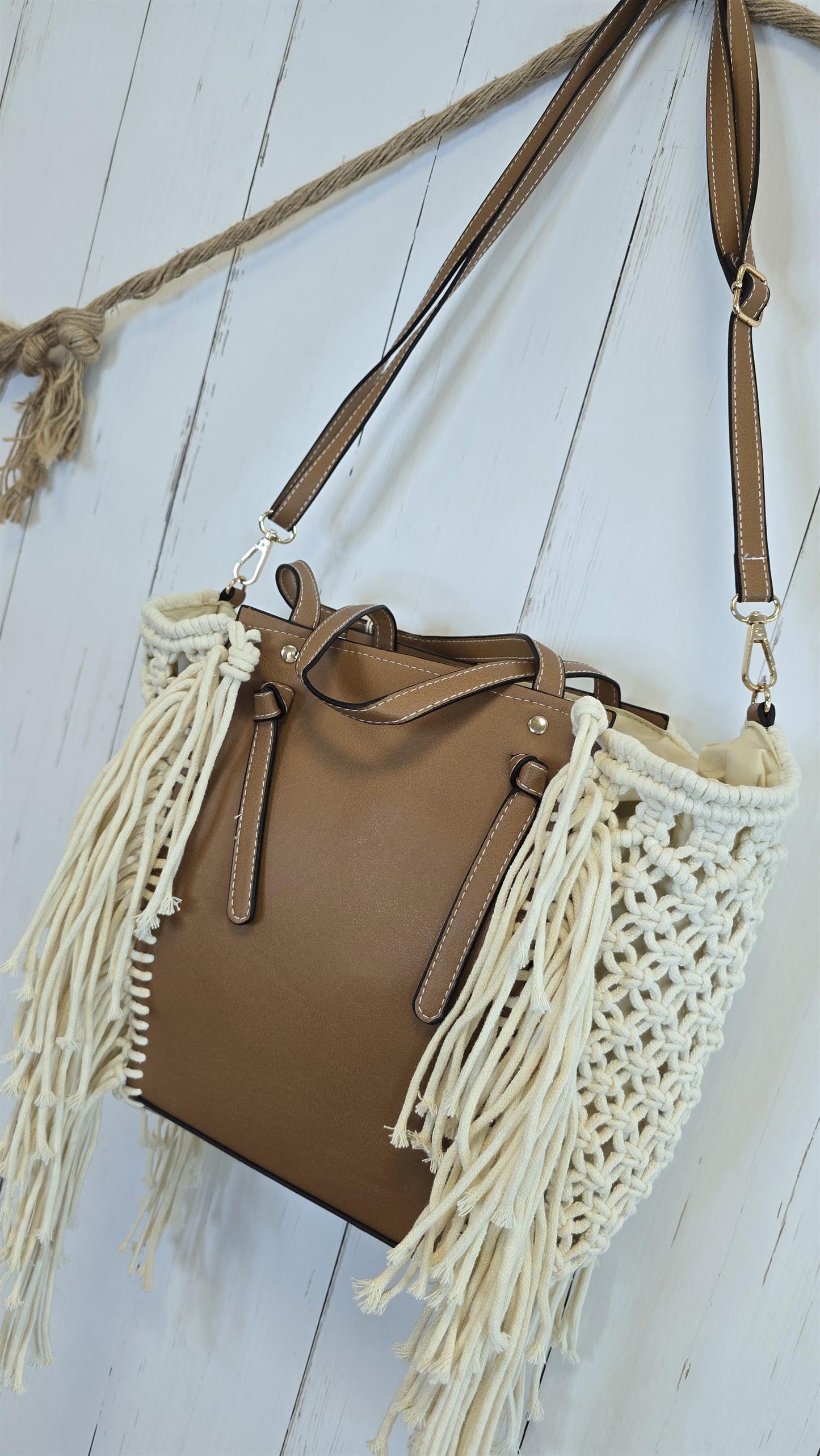 Skulderveske med frynser brun og creme