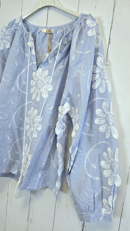 Stella bluse med blomstermønster