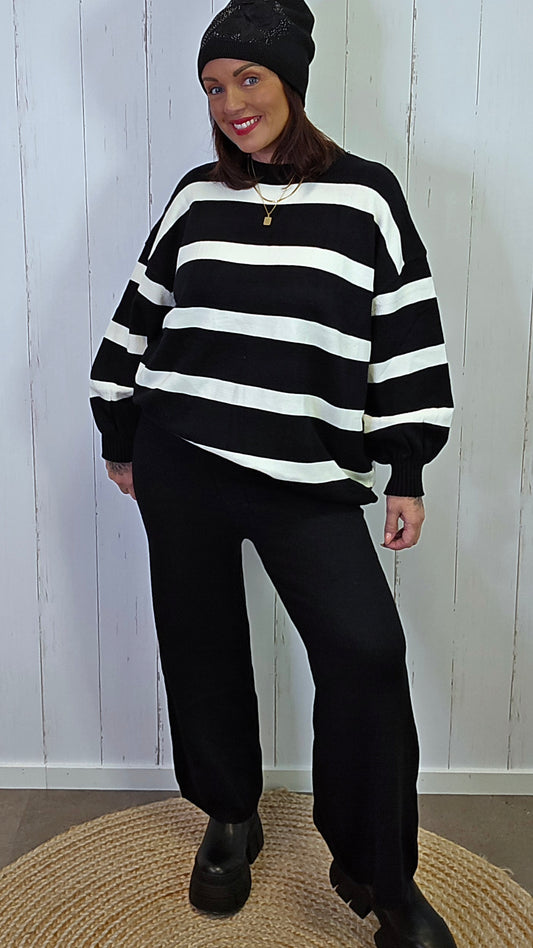 Luna stripet strikkesett svart