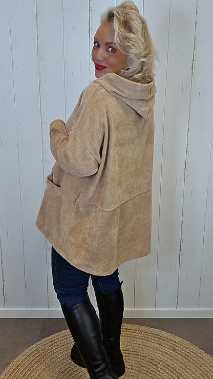Kate hettegenser camel
