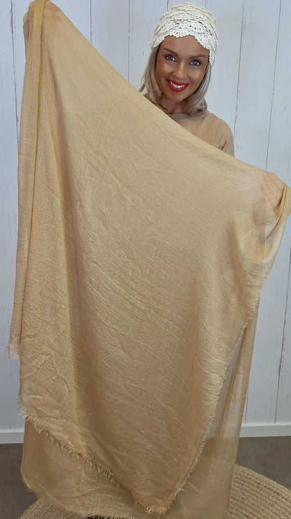 Izzy skjerf lys camel