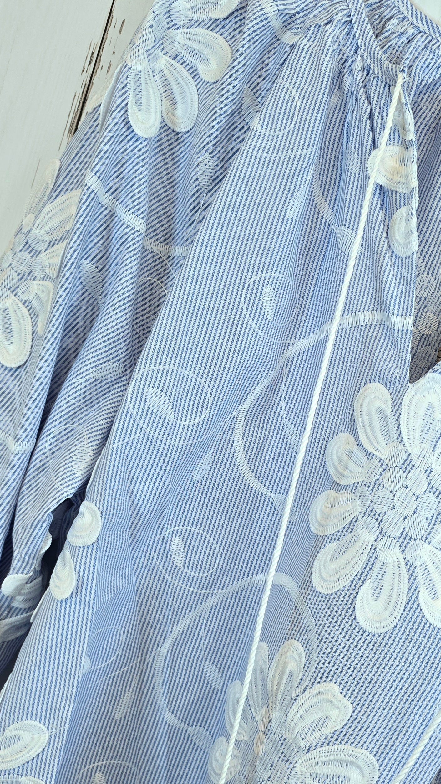 Stella bluse med blomstermønster