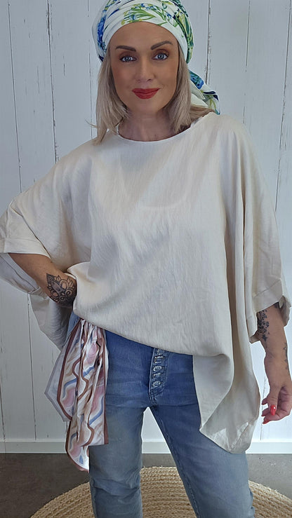 Poncho topp med skjerf beige