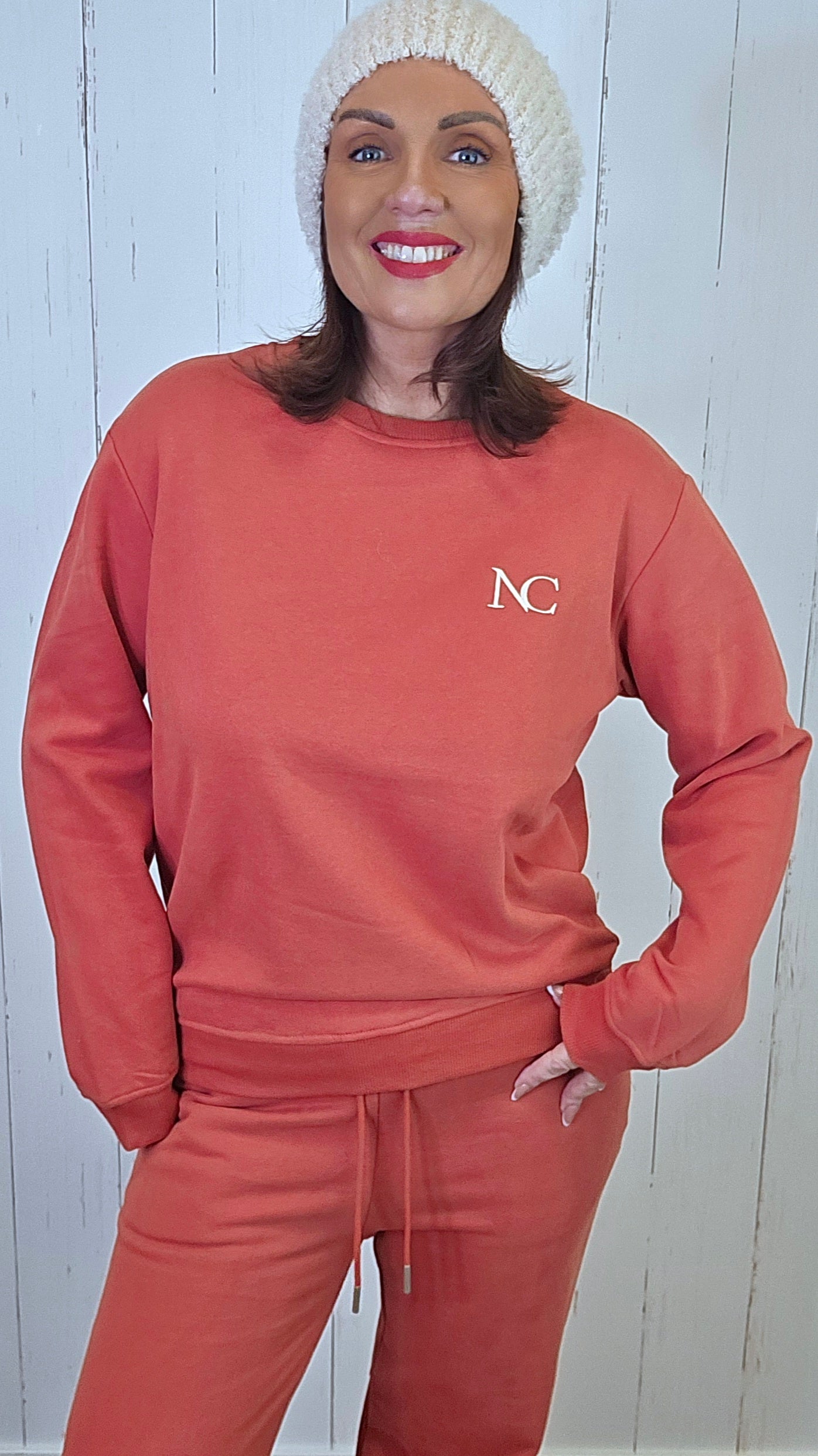 Caroline Joggesett orangerød