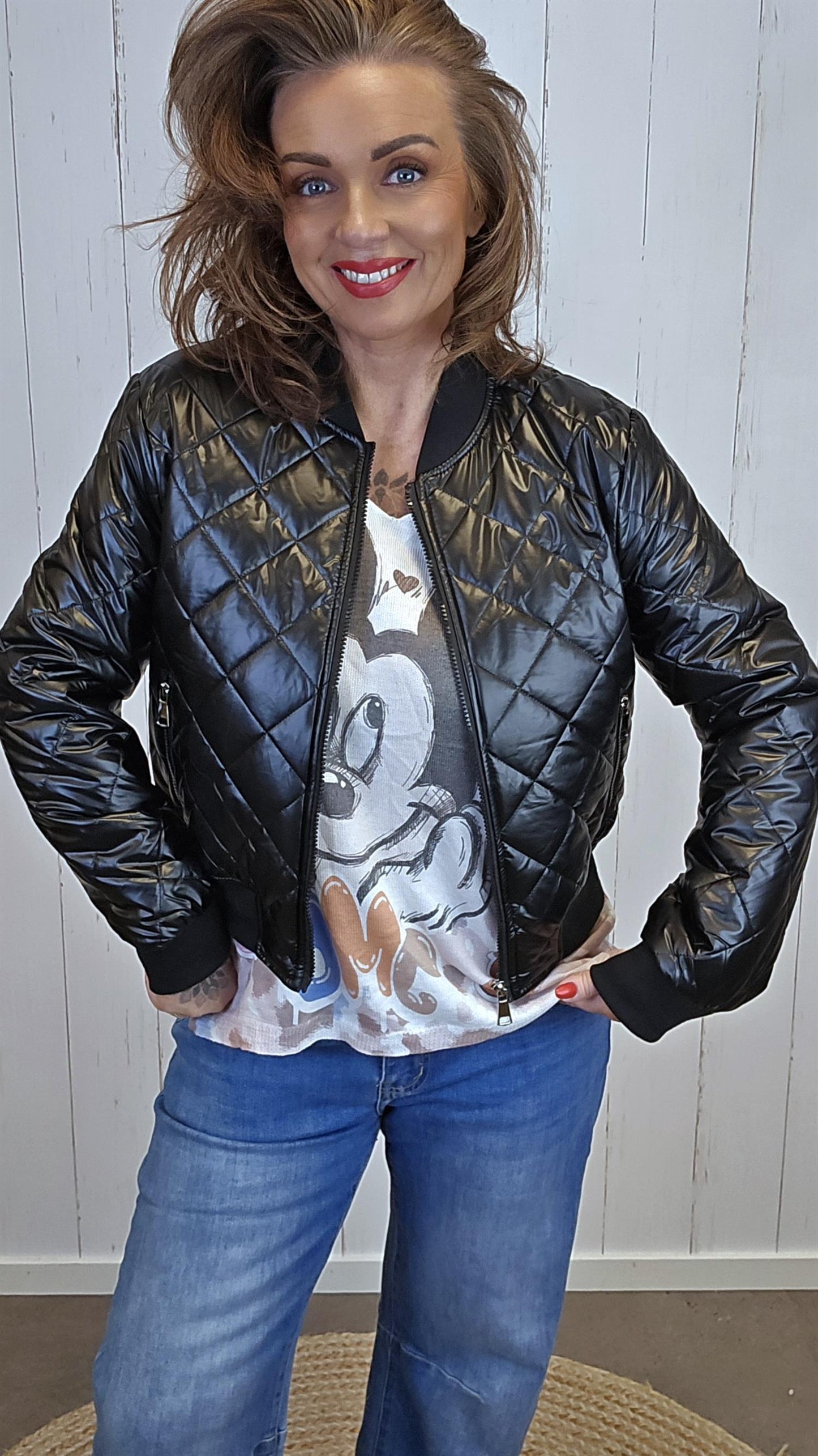 Tara quiltet jakke svart