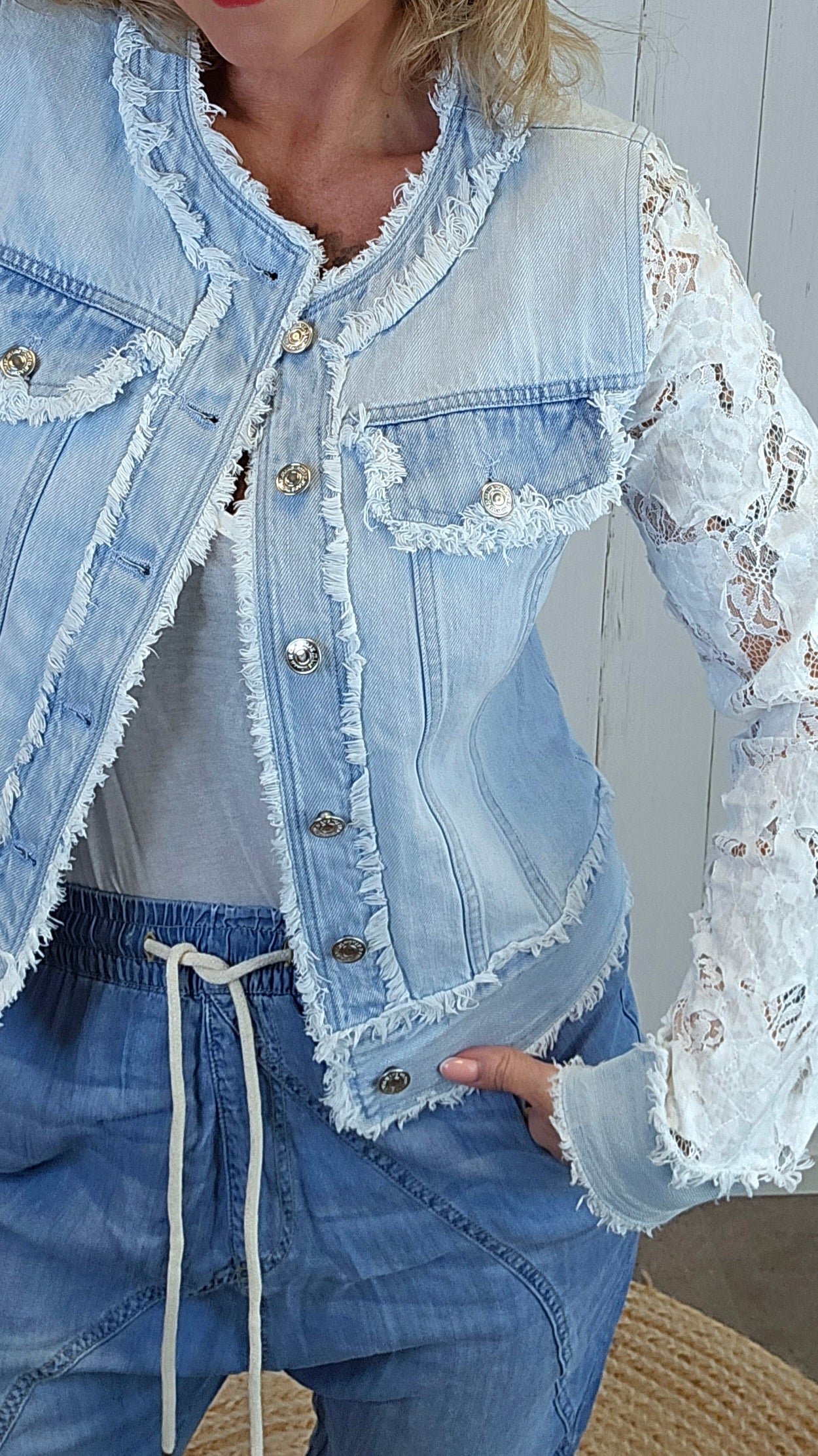 Emma denim- og blondejakke