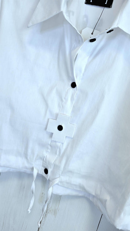 Boxed breeze shirt