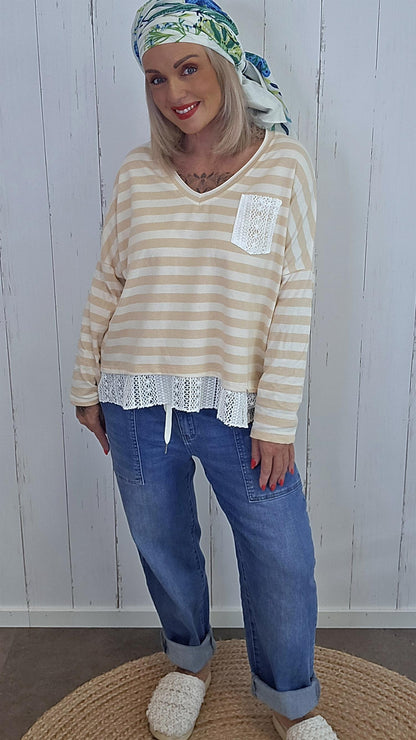 Cecilie stripet topp lys camel