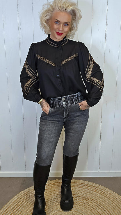 Nathalie brodert skjorte svart