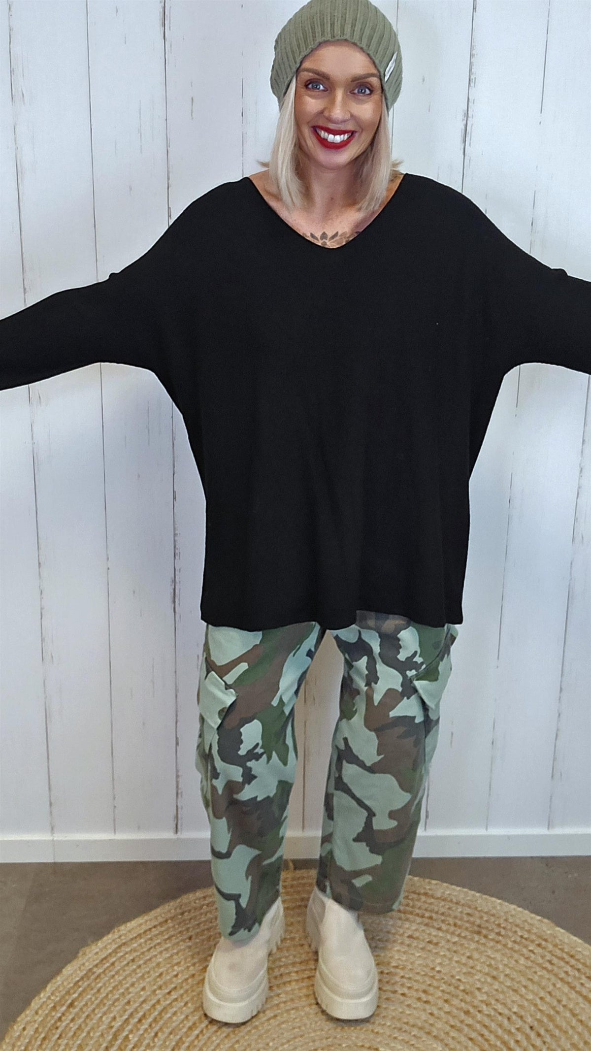 Freya myk oversized genser svart