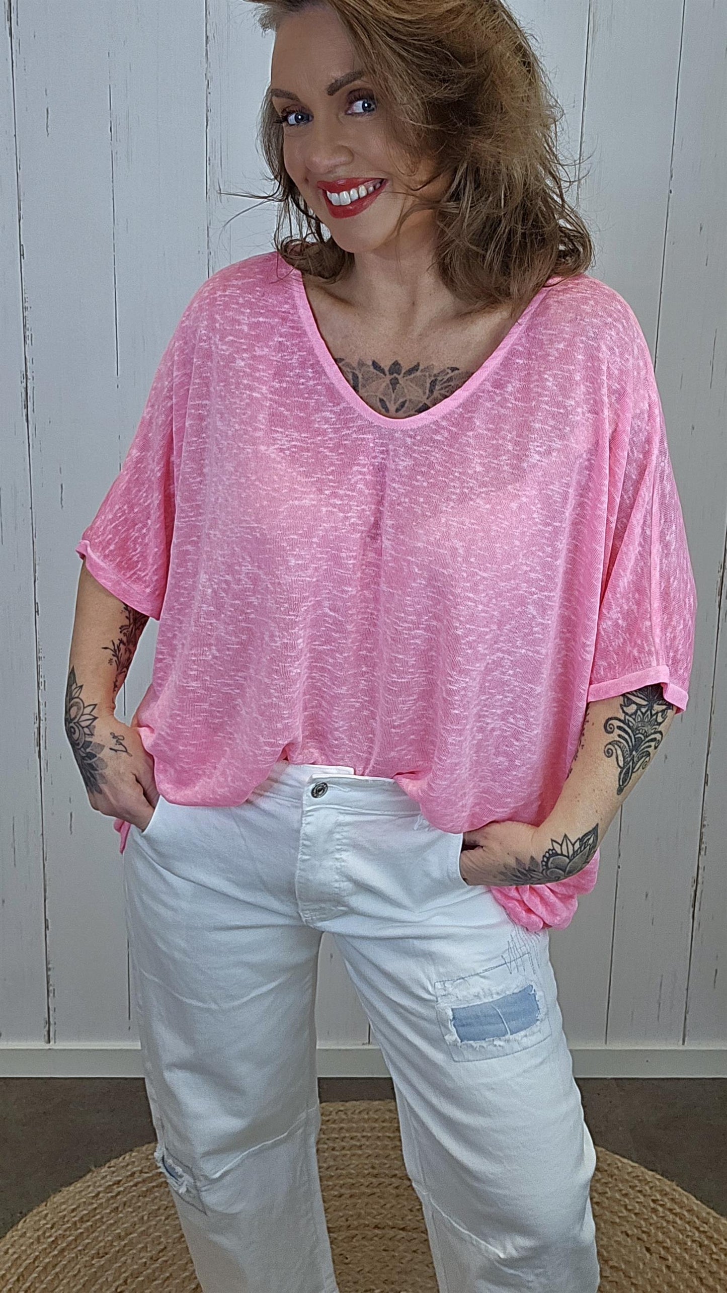 Catty oversized topp neon rosa