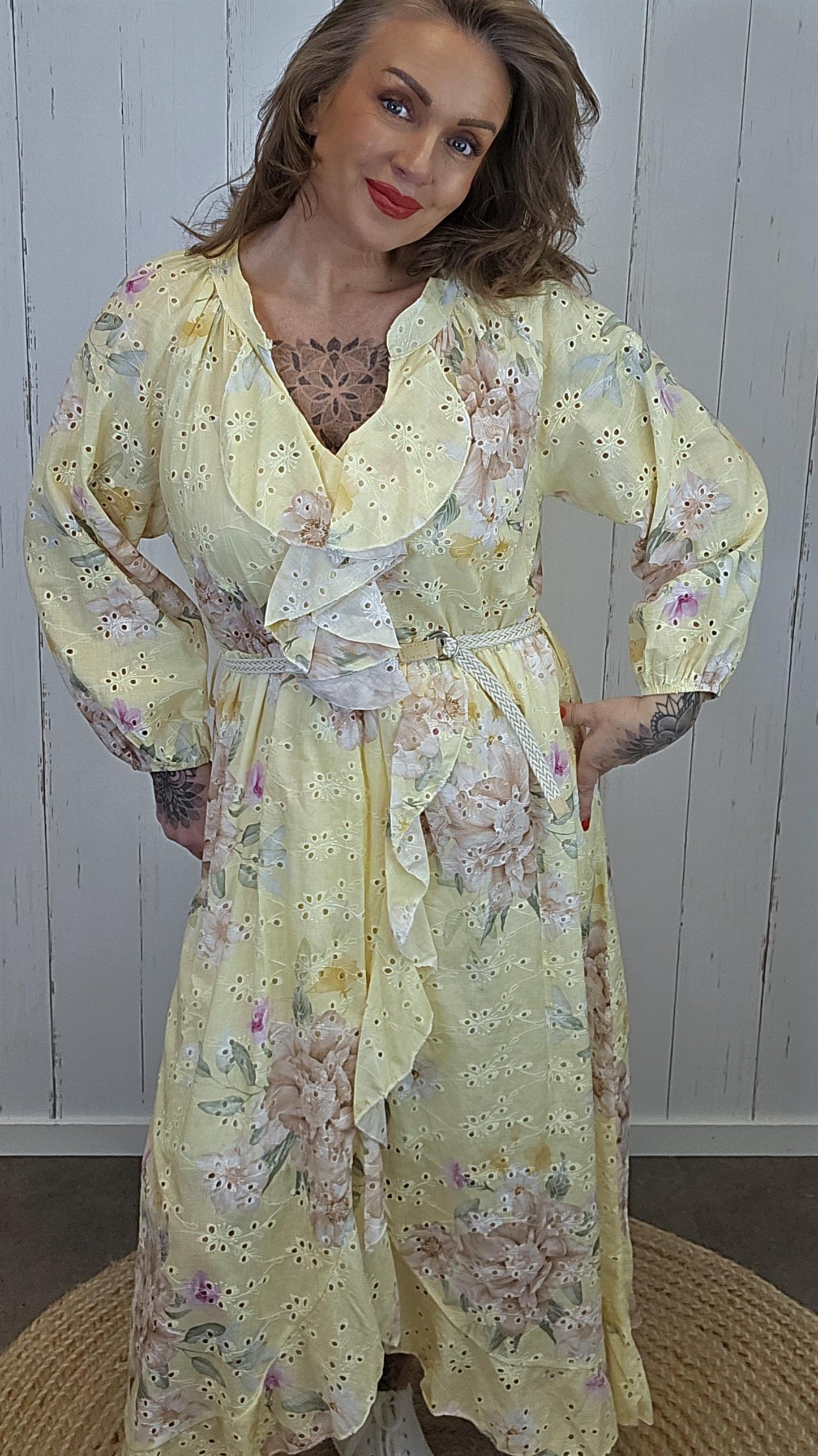 Wilma kjole med volanger Gul