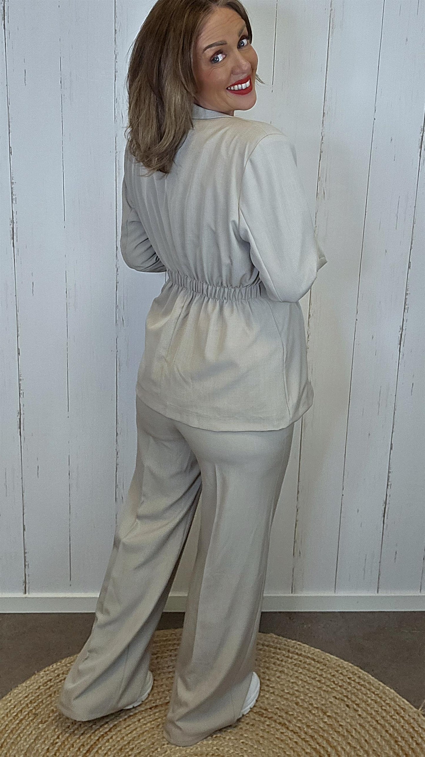 Mira blazer og bukse sett beige