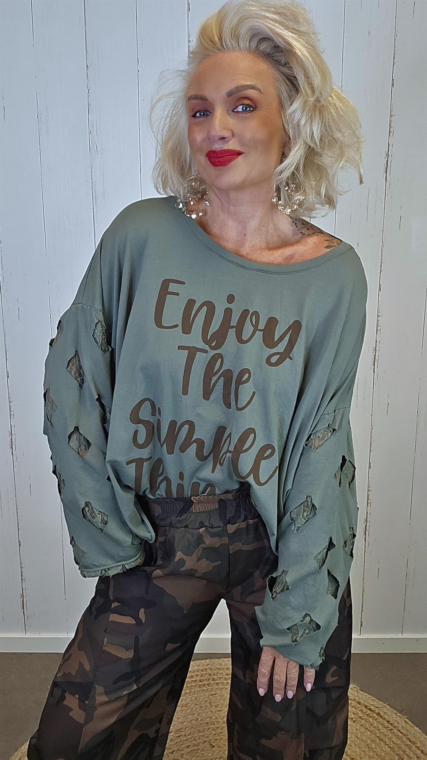 Livia oversized topp med blondeermer kaki