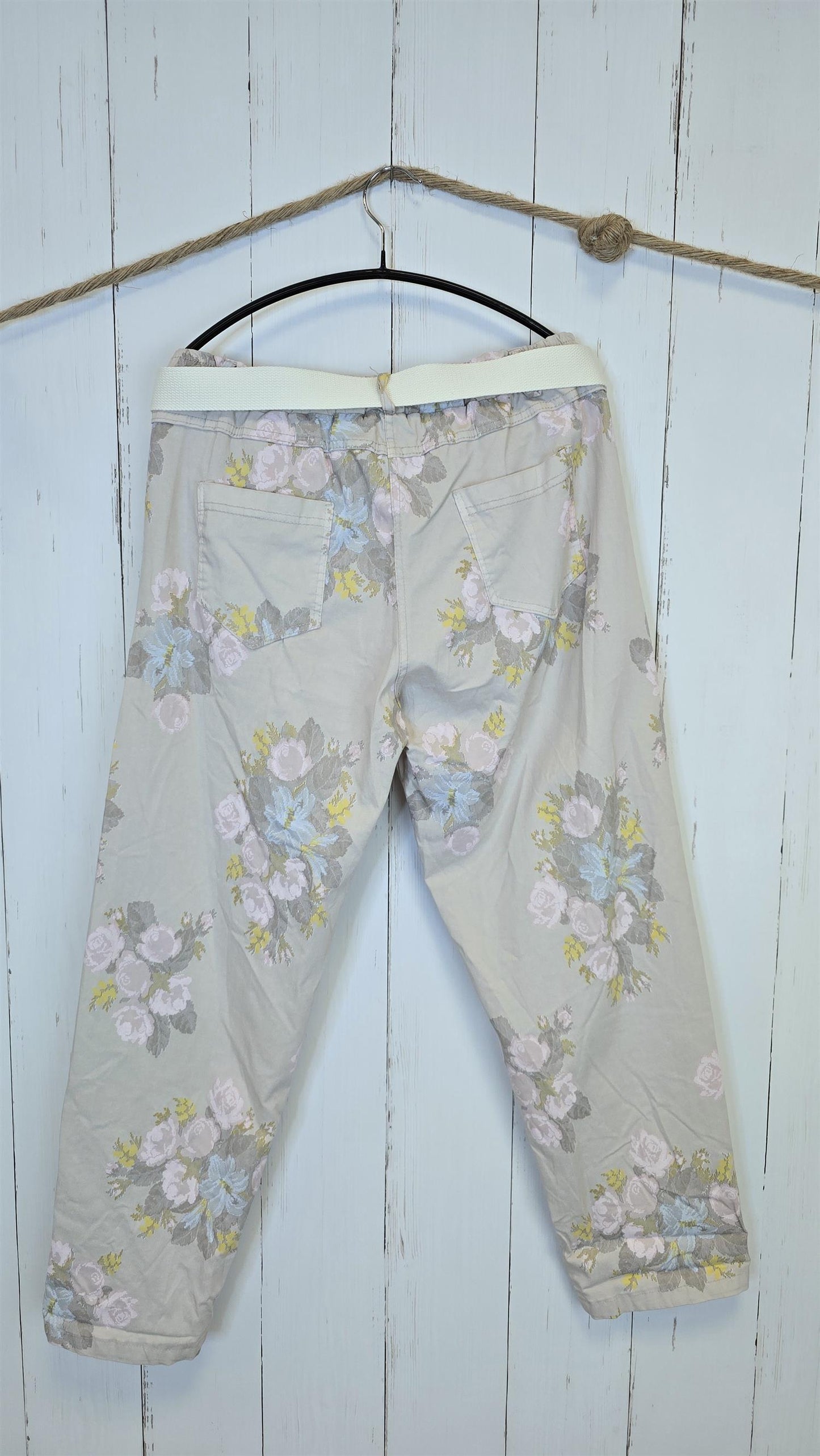 Selina blomsterbukse beige