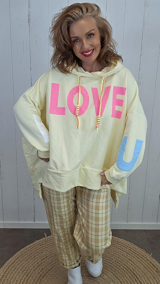 Oda Love hettegenser gul