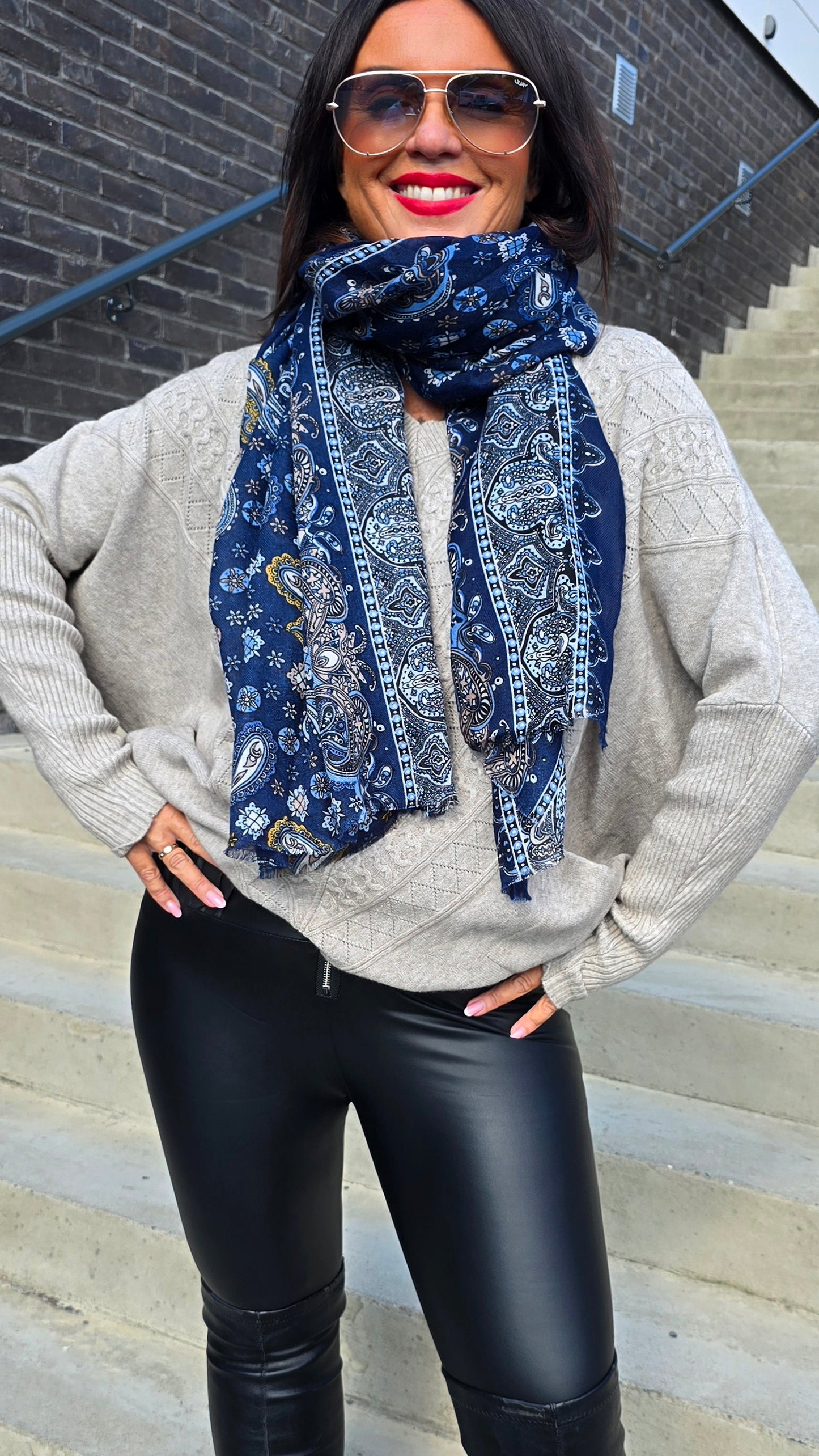 Sofie skjerf paisley blå