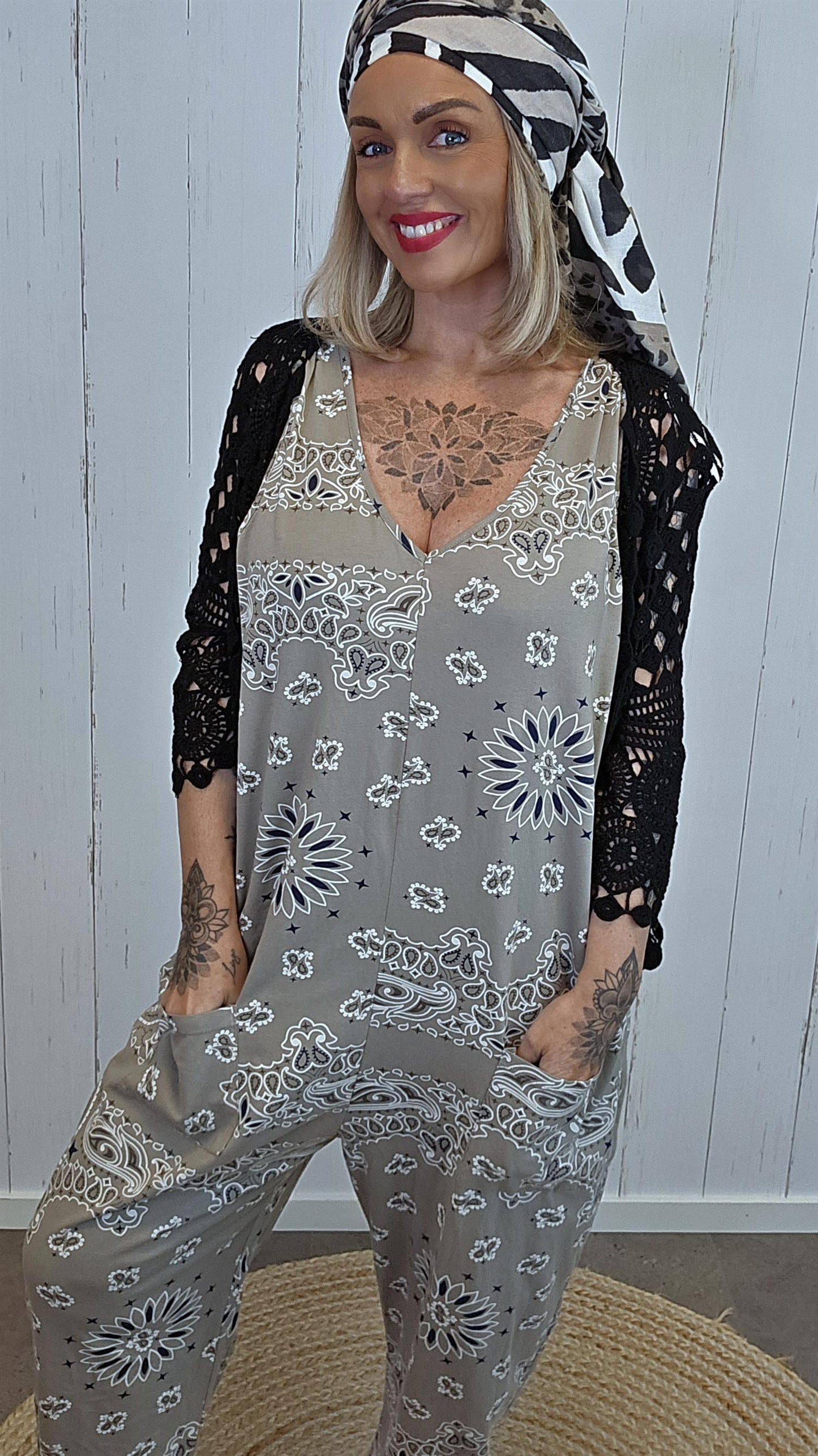 Frida jumpsuit taupe