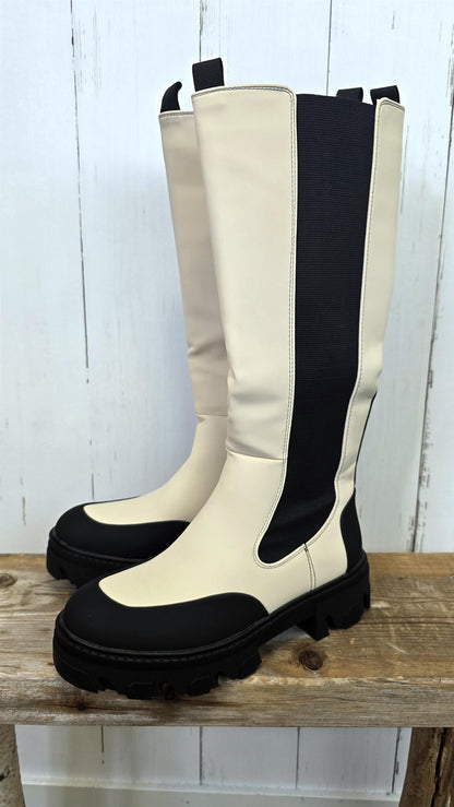 Andrea Høye Chunkystøvler Sort Og Beige