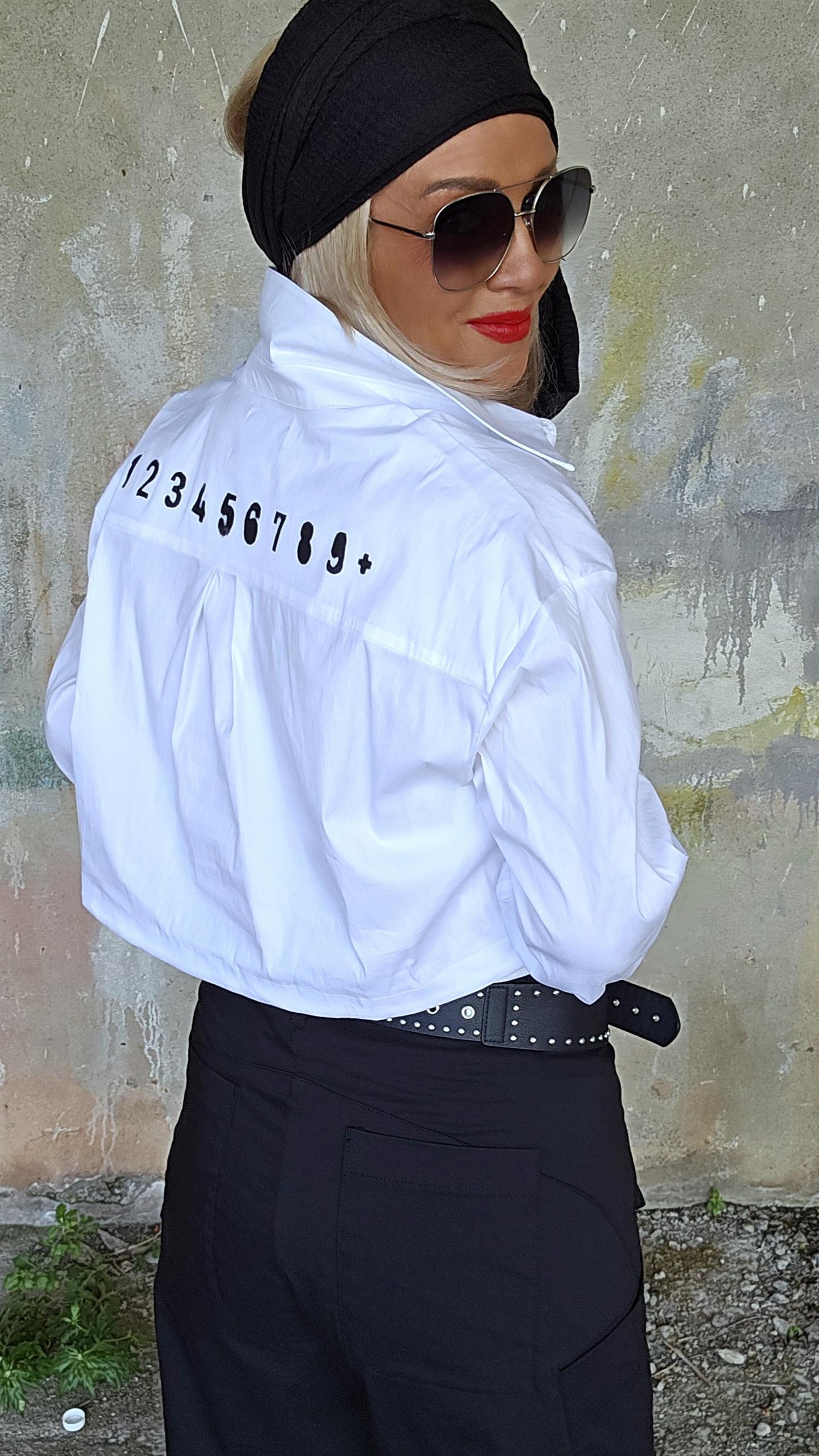 Boxed breeze shirt
